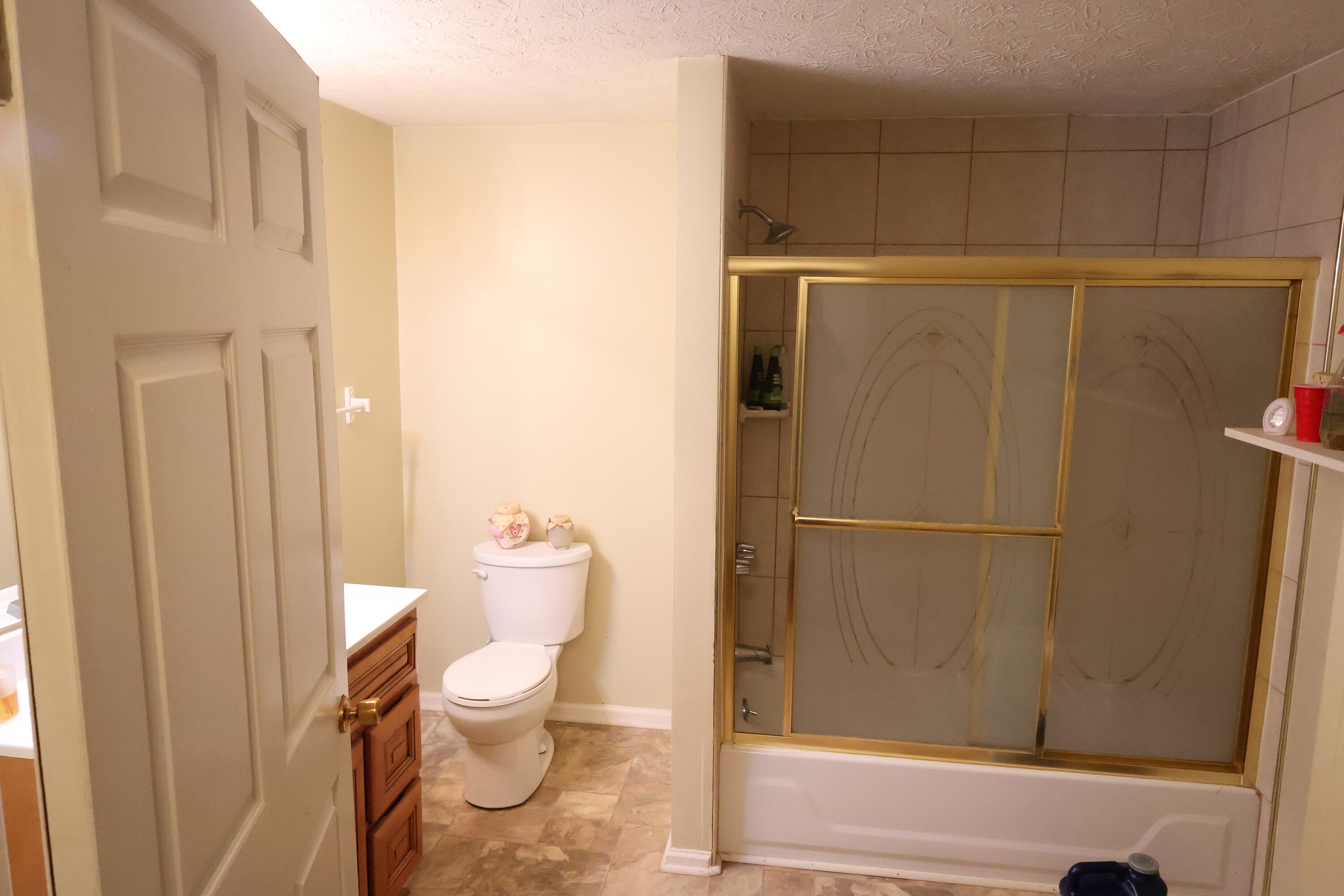 9466 Spencer Road Property Photo 28