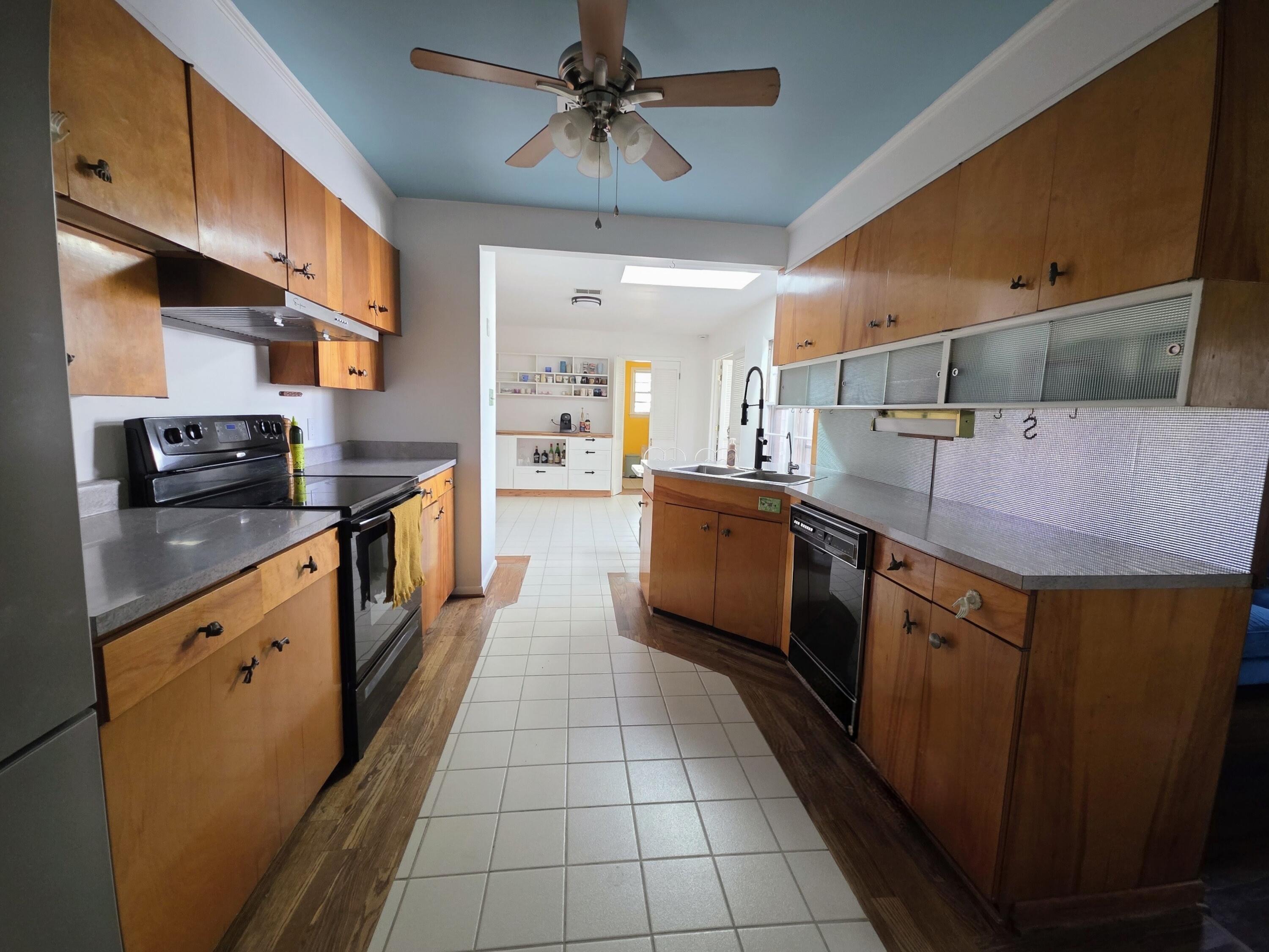 106 Chestnut Court Property Photo 13