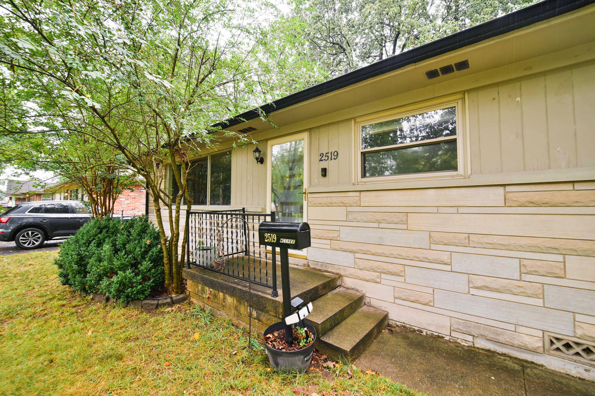 2519 Laclede Avenue Property Photo 3
