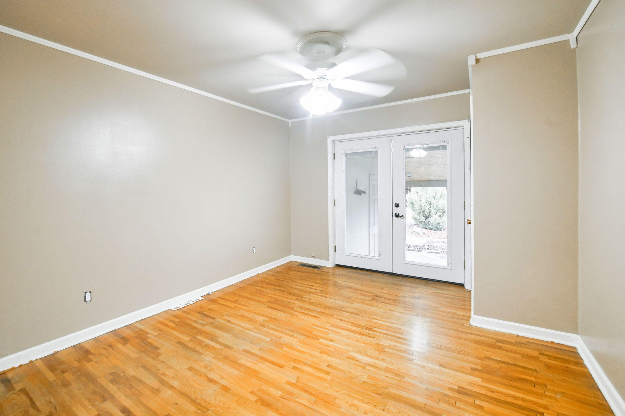 2519 Laclede Avenue Property Photo 5