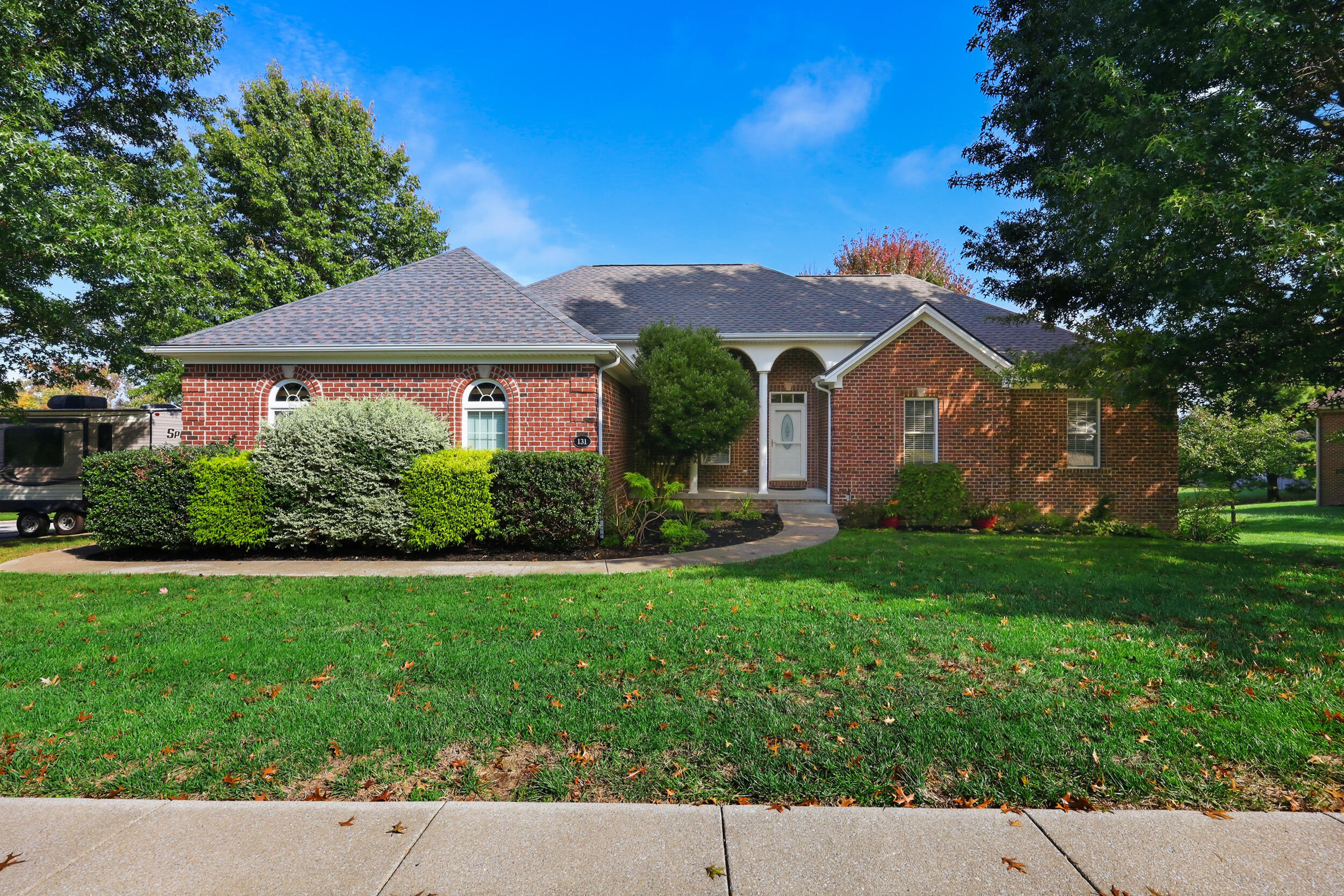 131 Oak Meadow Drive Property Photo 3