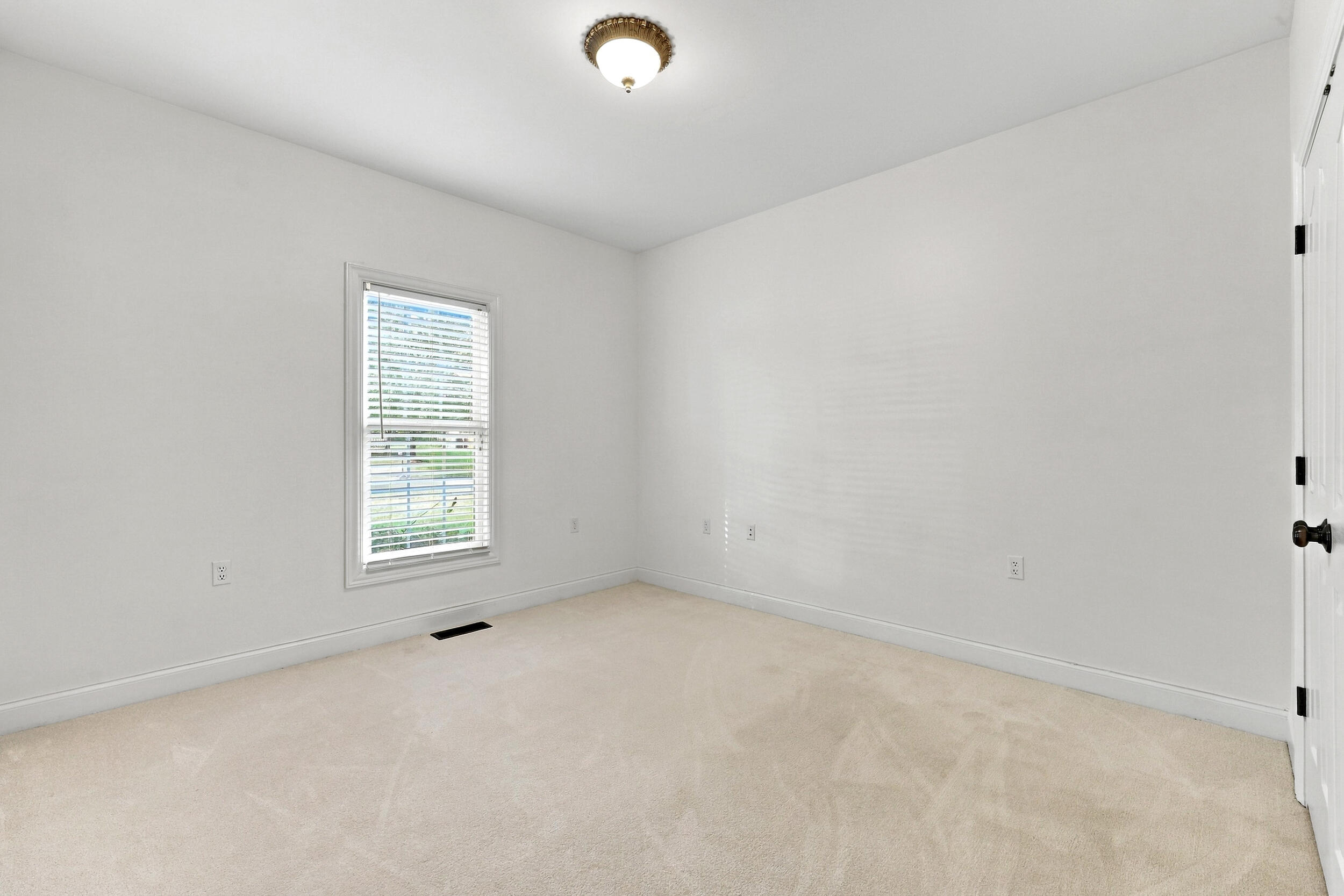 131 Oak Meadow Drive Property Photo 21