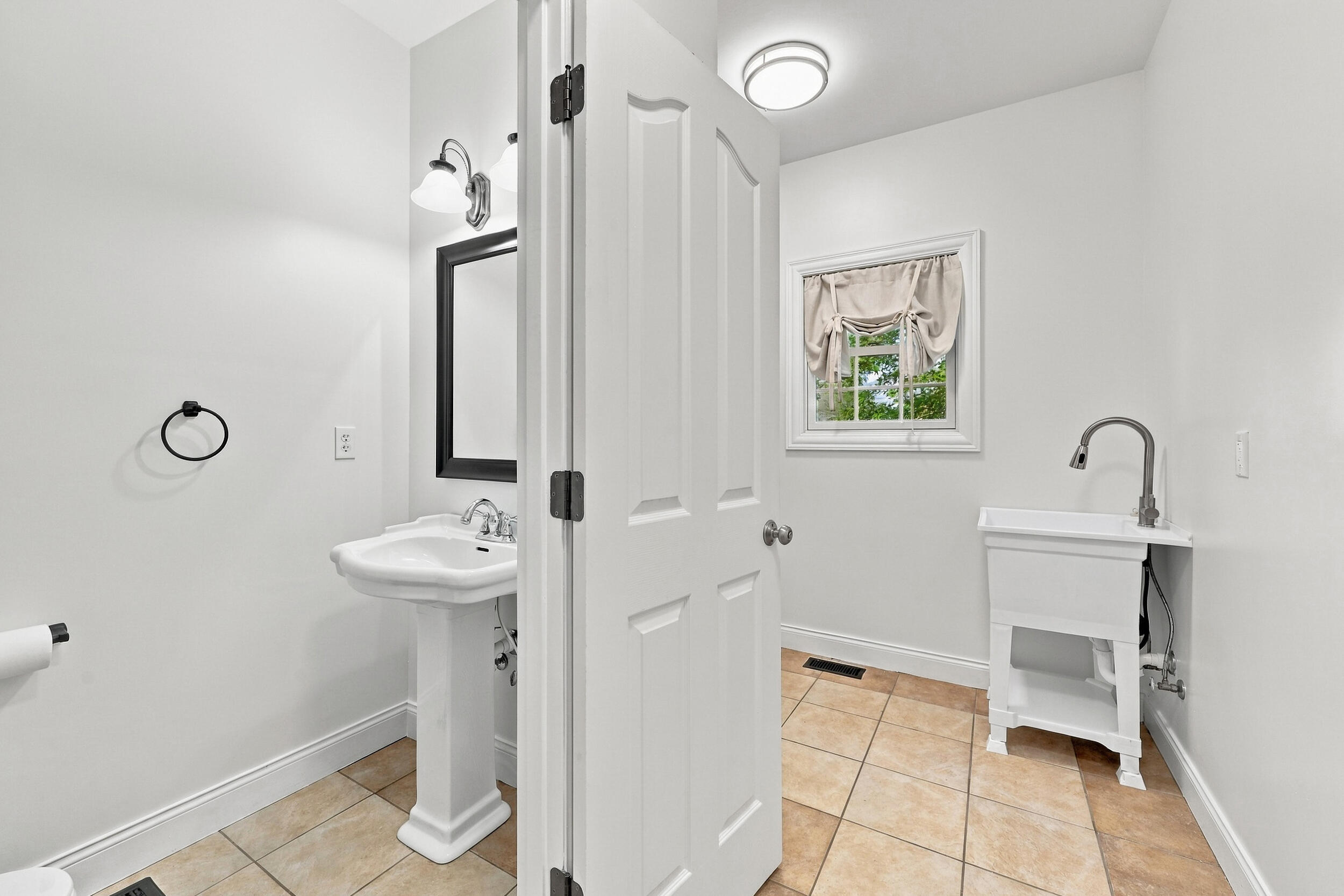131 Oak Meadow Drive Property Photo 31