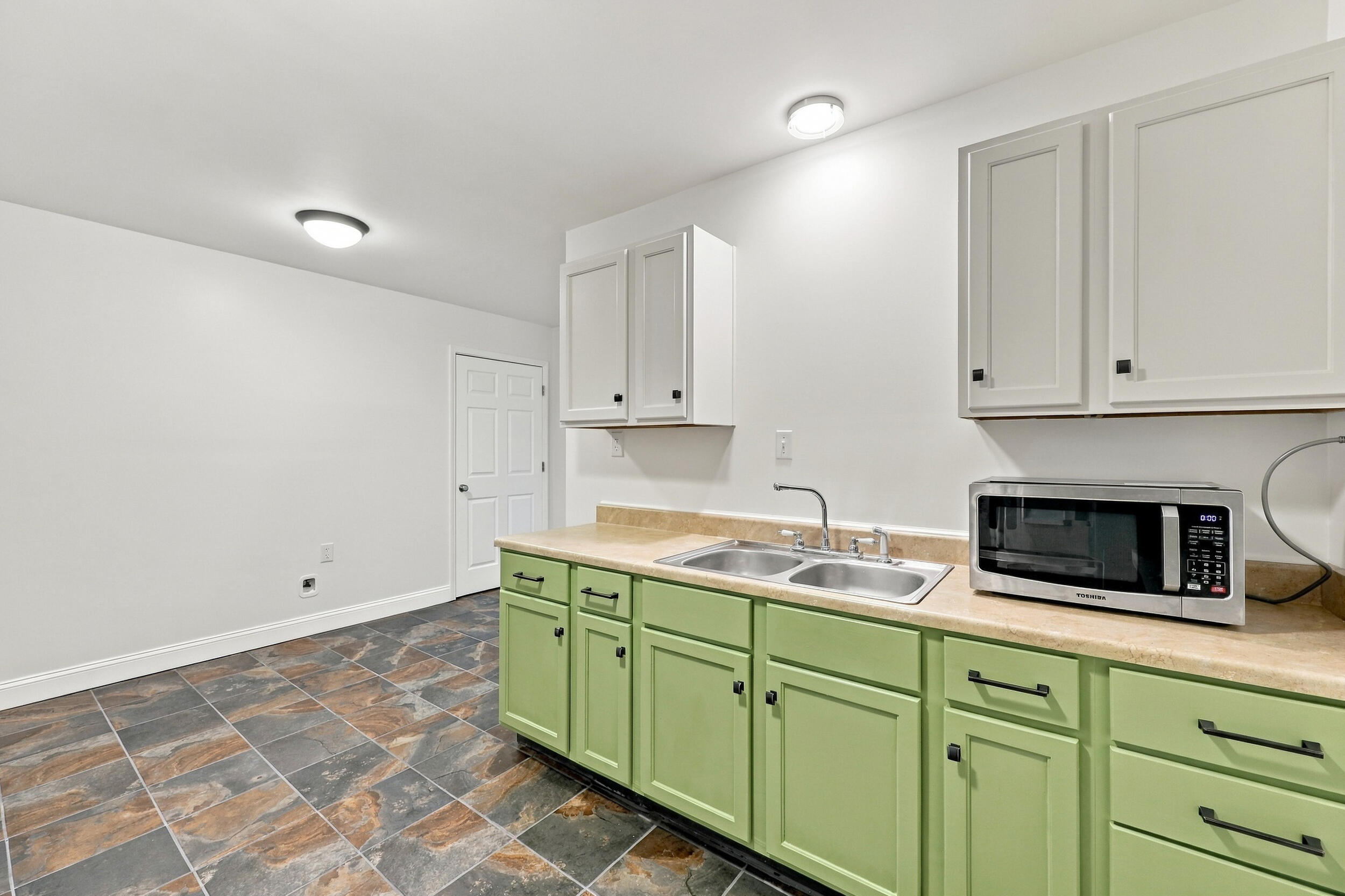 131 Oak Meadow Drive Property Photo 36