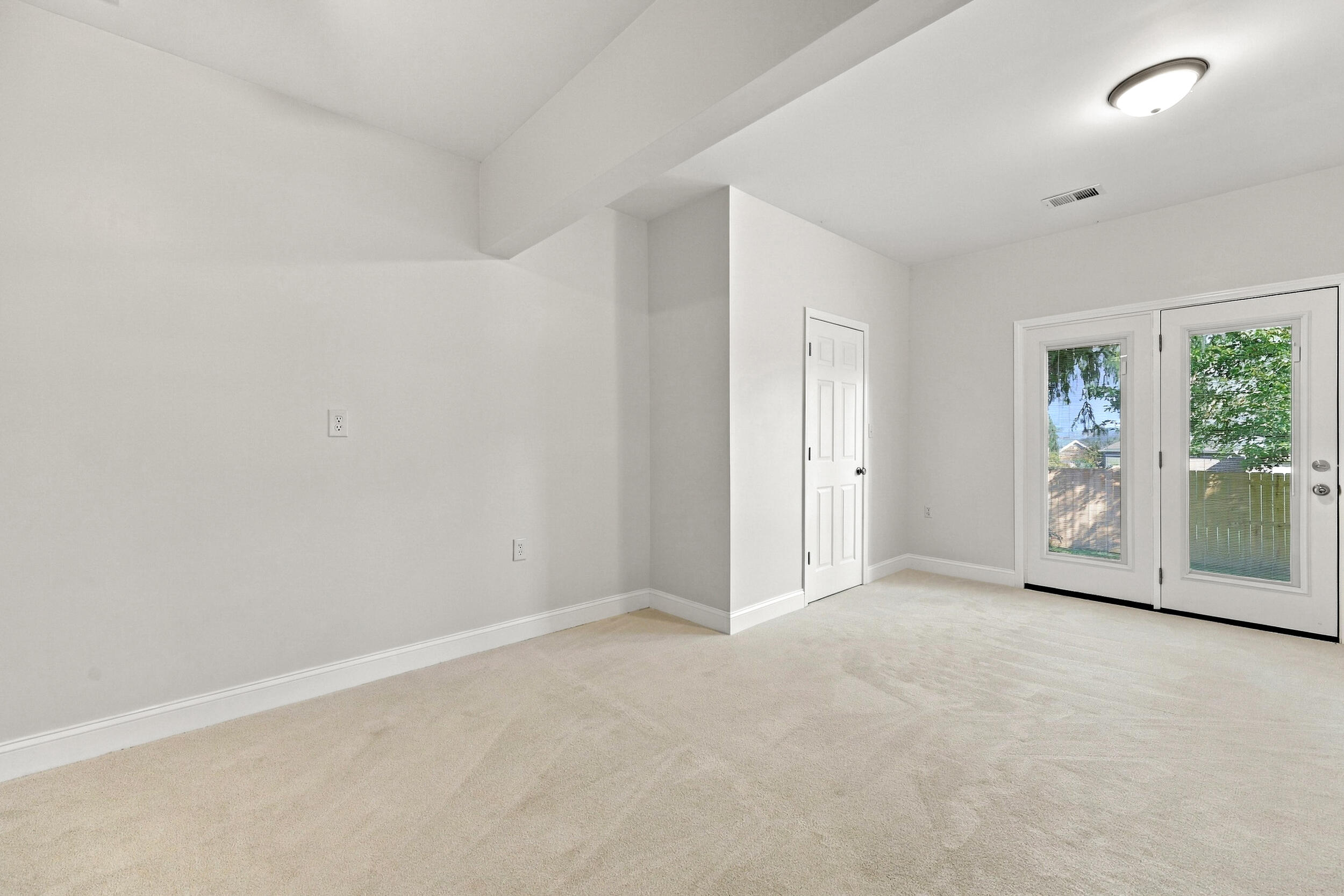 131 Oak Meadow Drive Property Photo 38