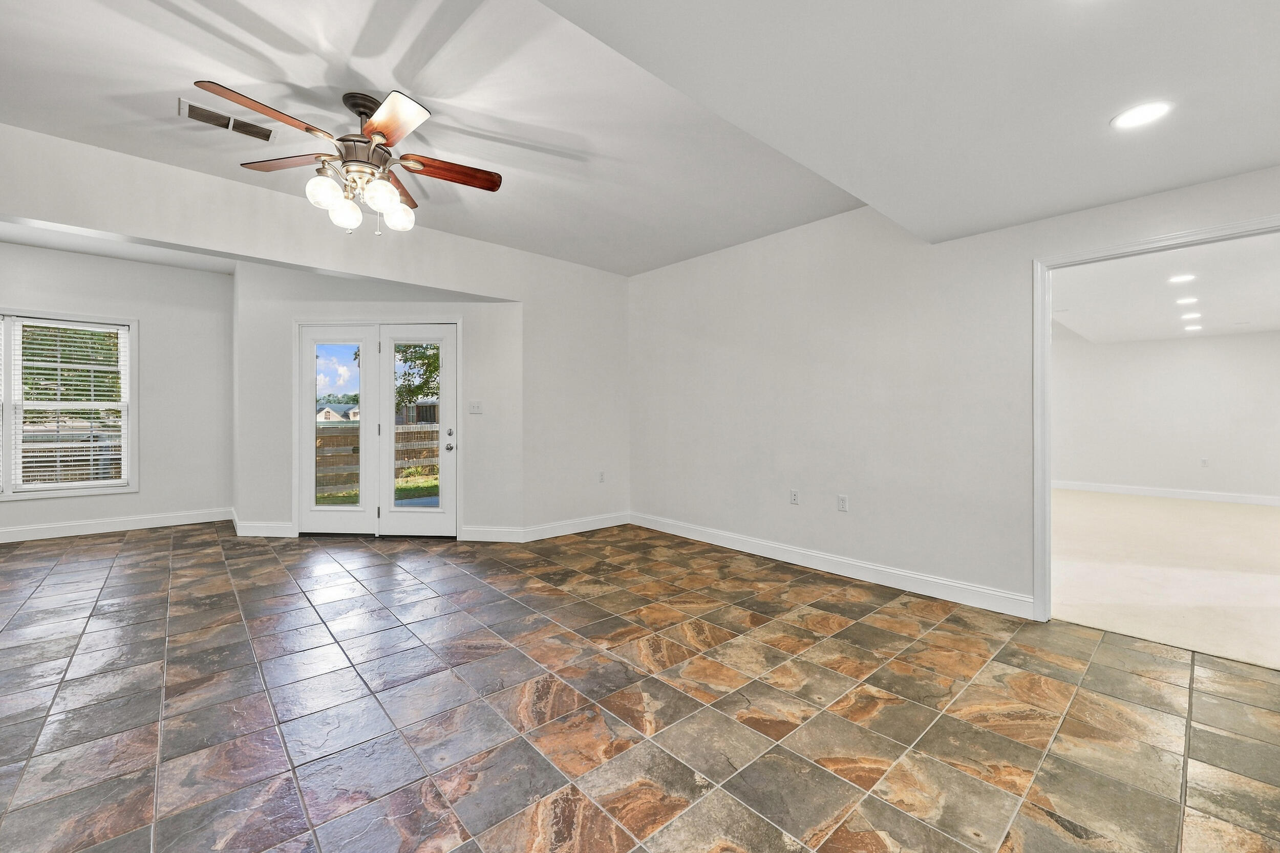 131 Oak Meadow Drive Property Photo 41
