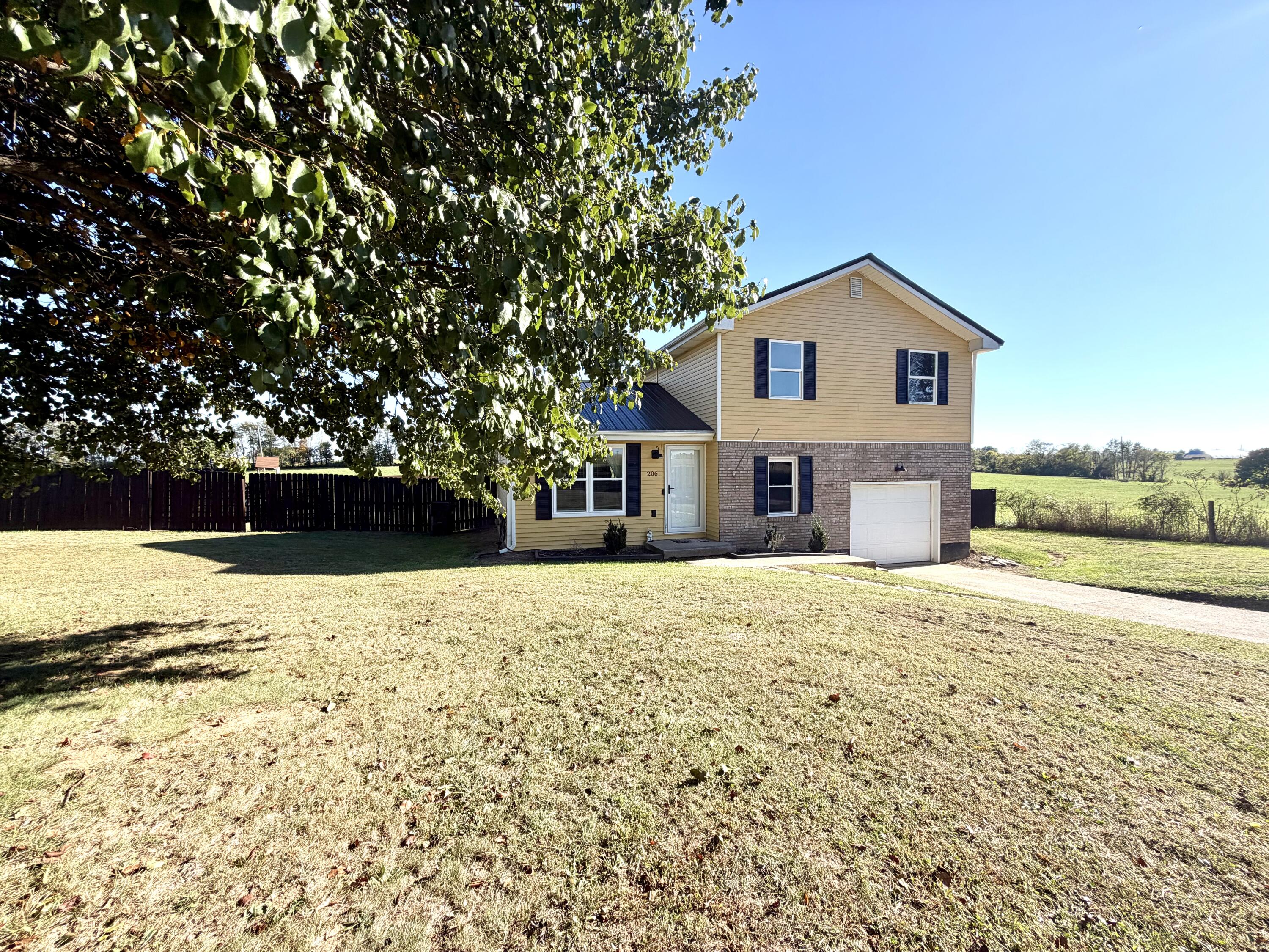 206 Battle Road Property Photo 2