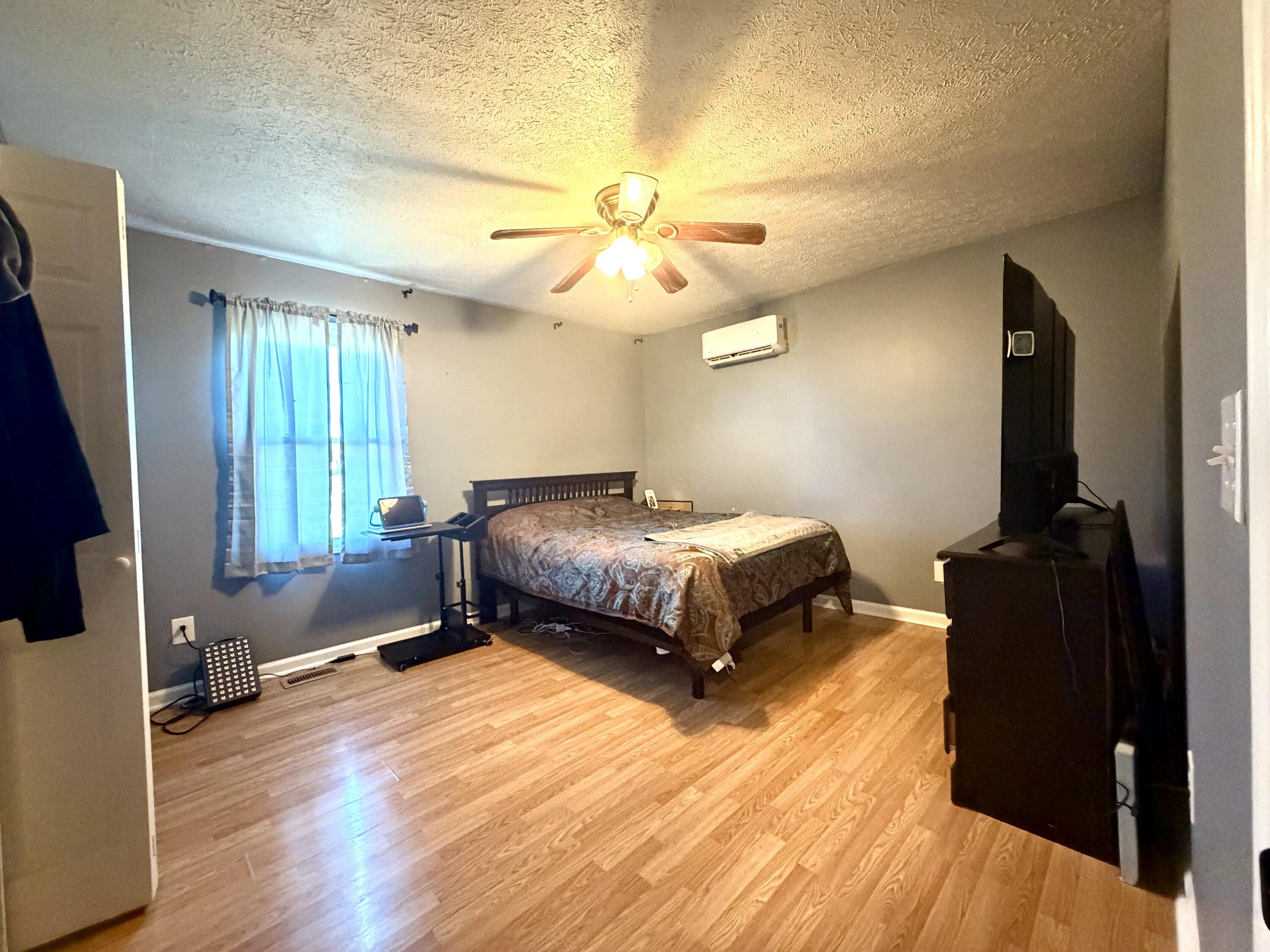 206 Battle Road Property Photo 7