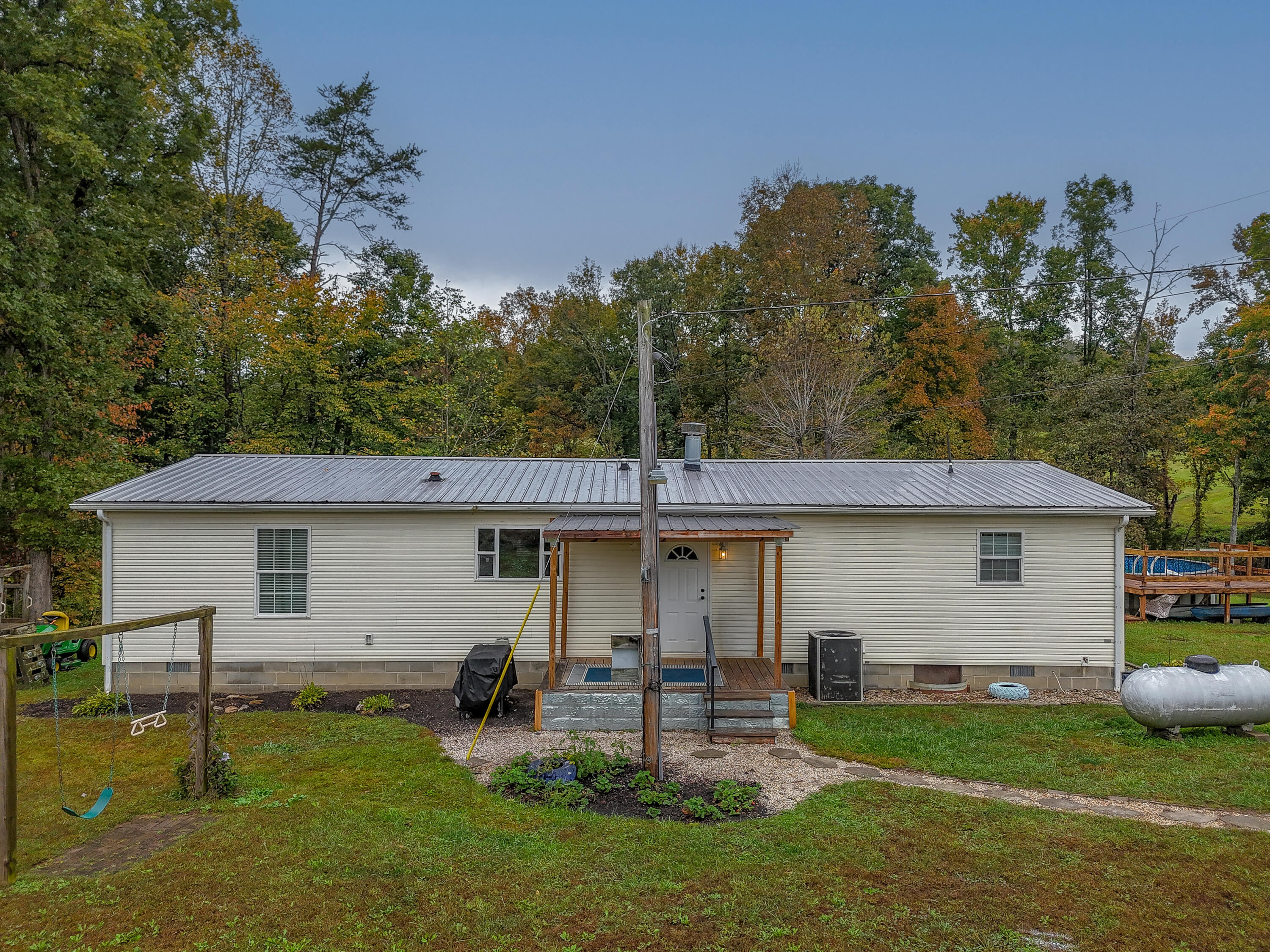 591 Greasy Creek Road Property Photo 4