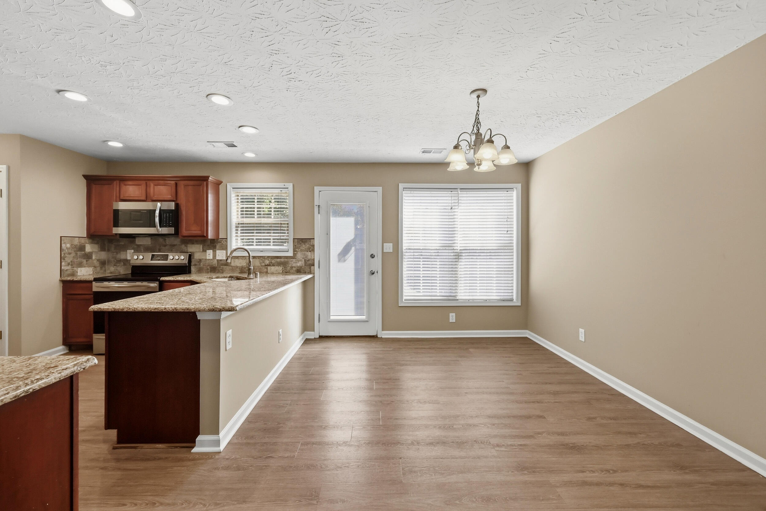 2257 Prescott Lane Property Photo 5