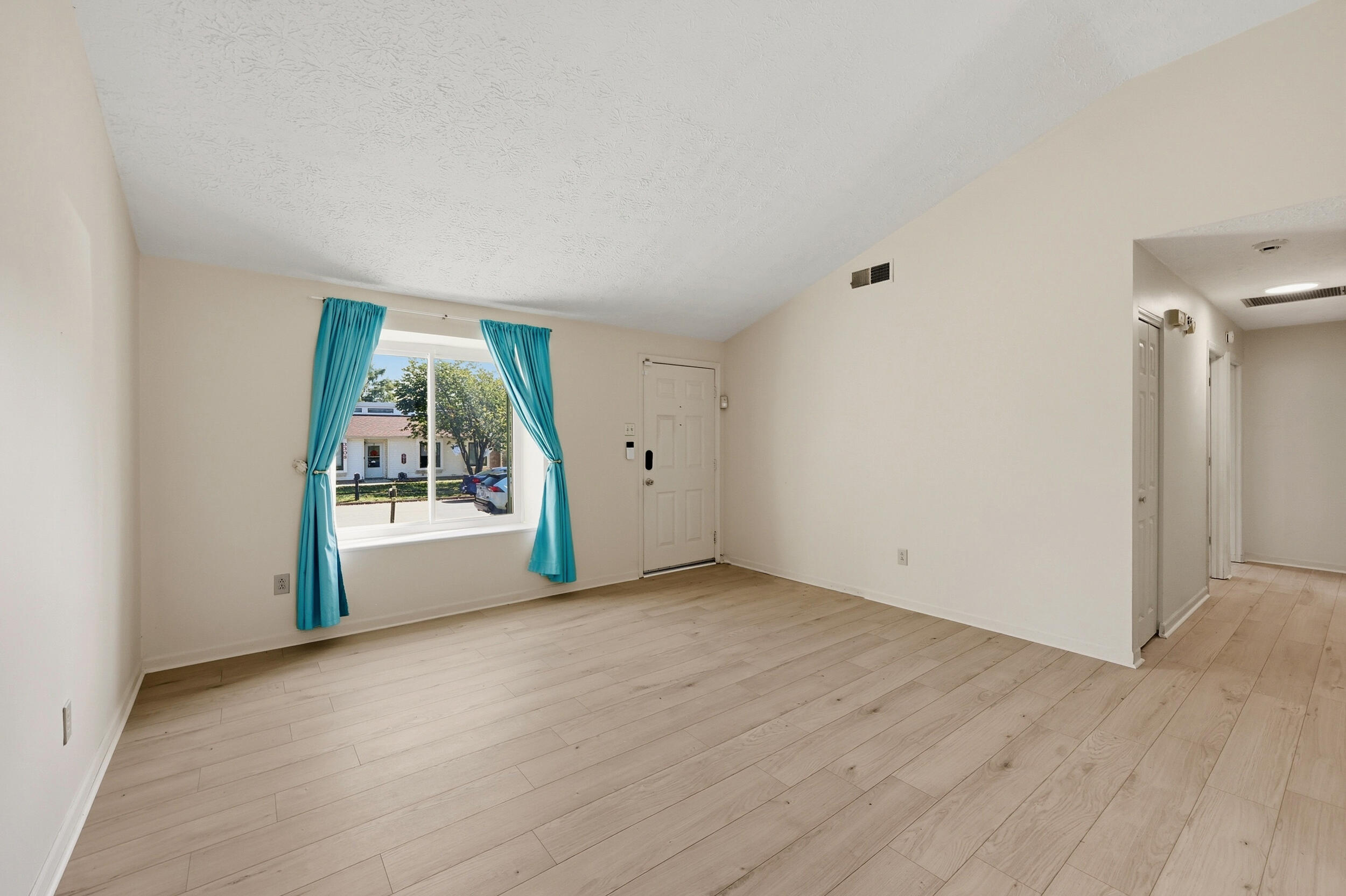 3309 Hartston Drive Property Photo 3