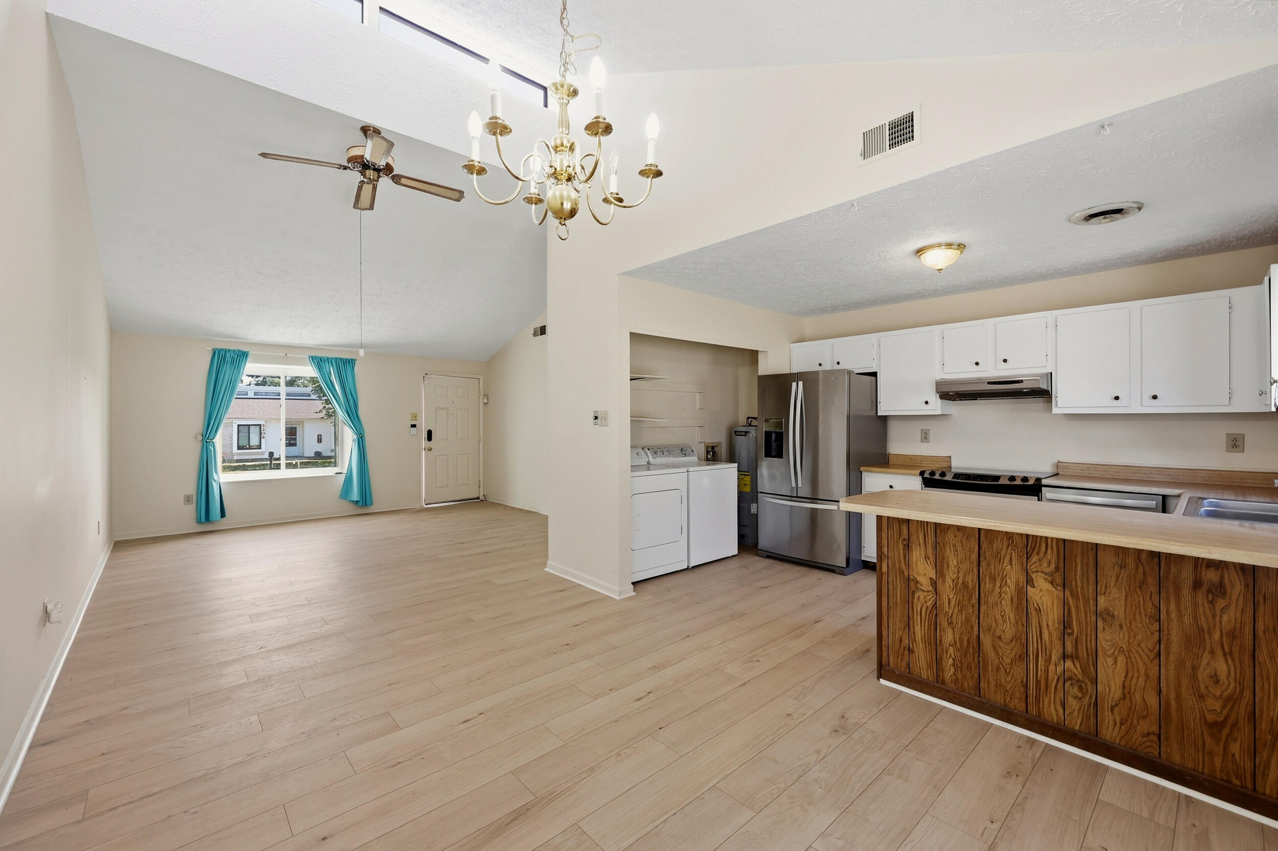 3309 Hartston Drive Property Photo 8