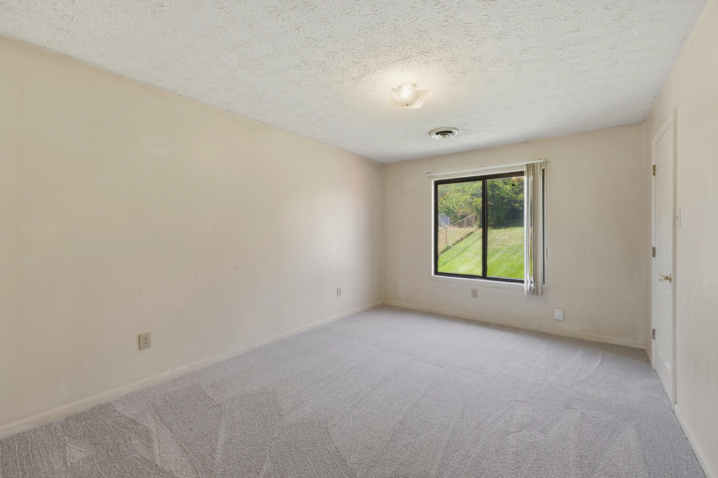 3309 Hartston Drive Property Photo 11