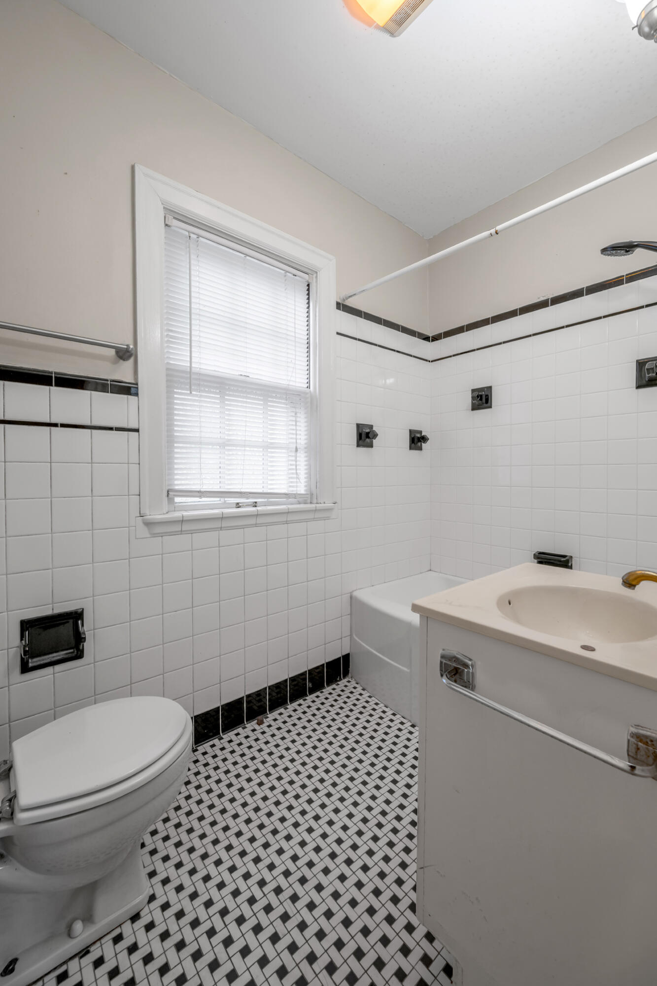108 Desha Road A Property Photo 36