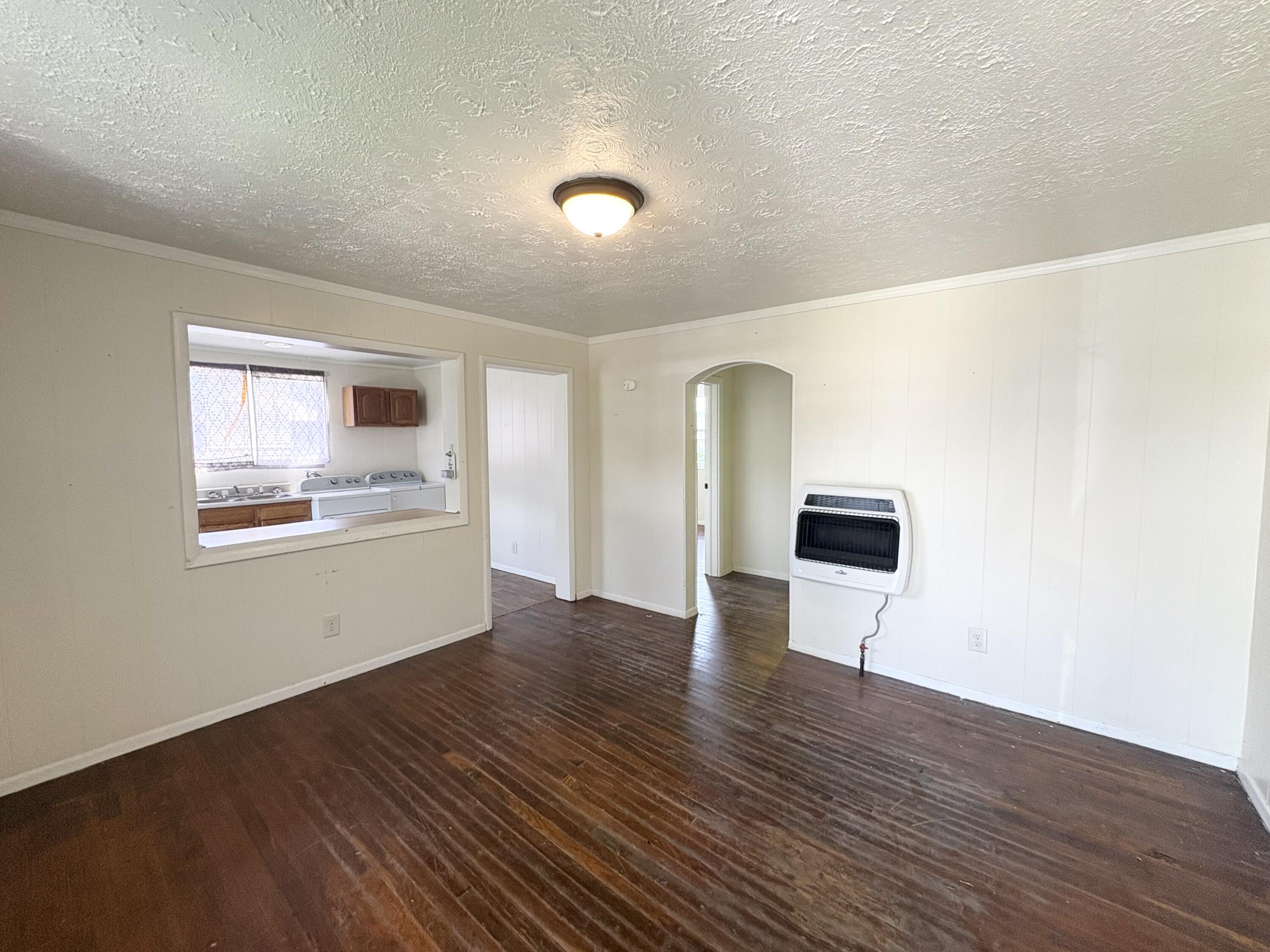 205 Frank Street Property Photo 9