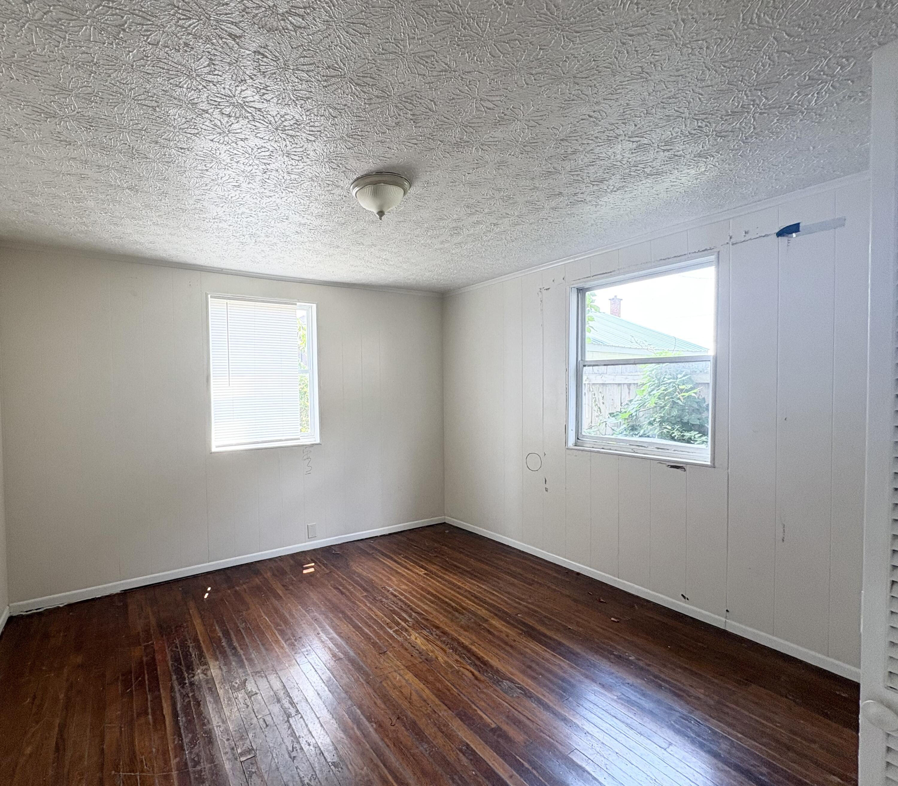 205 Frank Street Property Photo 12