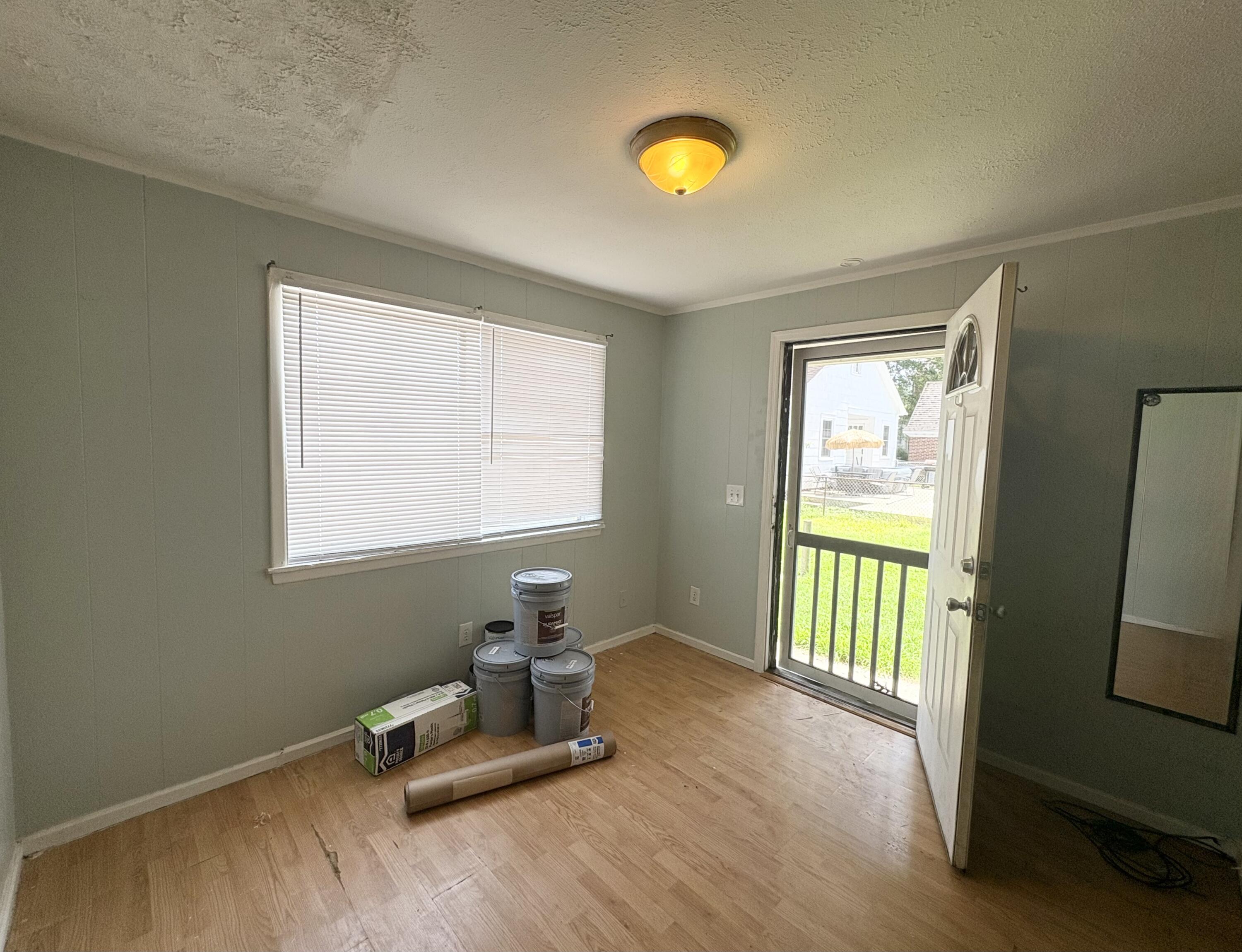 205 Frank Street Property Photo 13