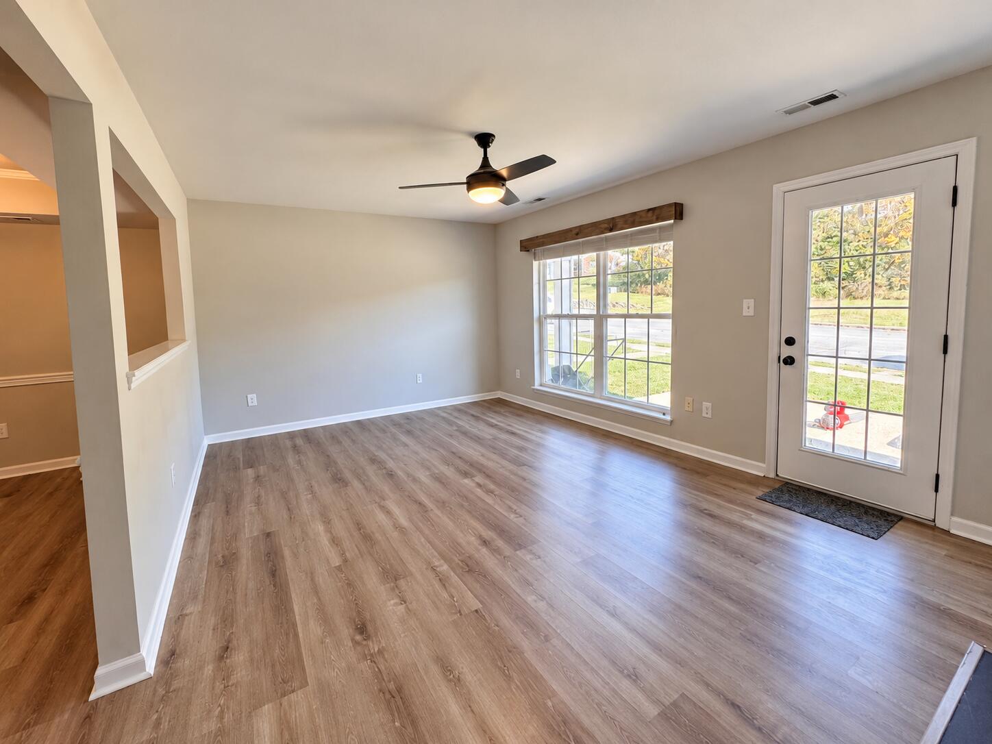 323 Houston Creek Drive Property Photo 5