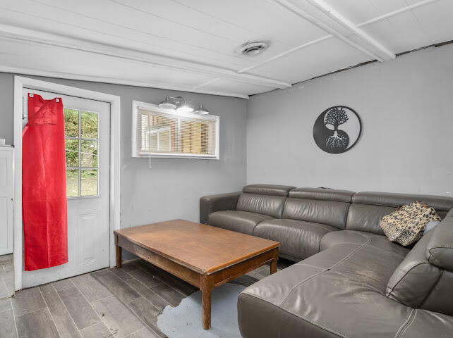 866 Cotton Bend Road Property Photo 19