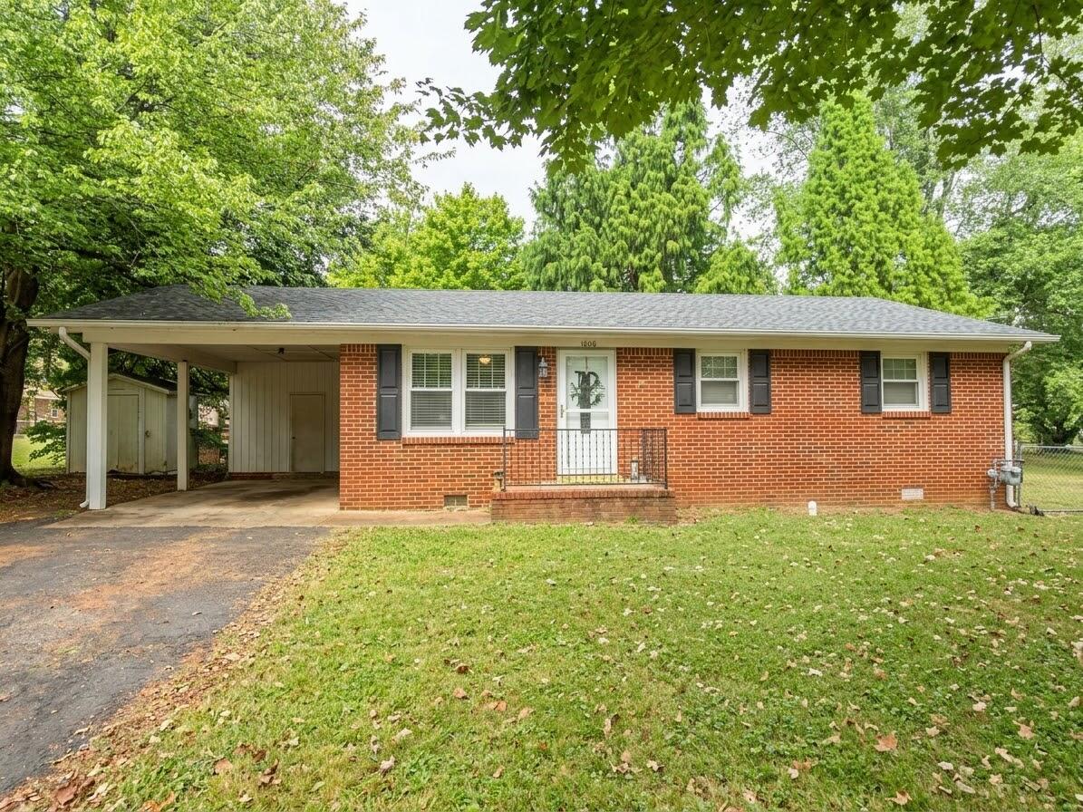 1608 Belmont Drive Property Photo 1