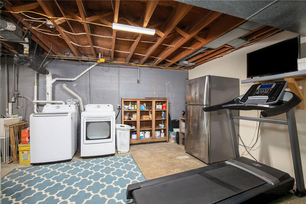 1026 Claiborne Way Property Photo 14