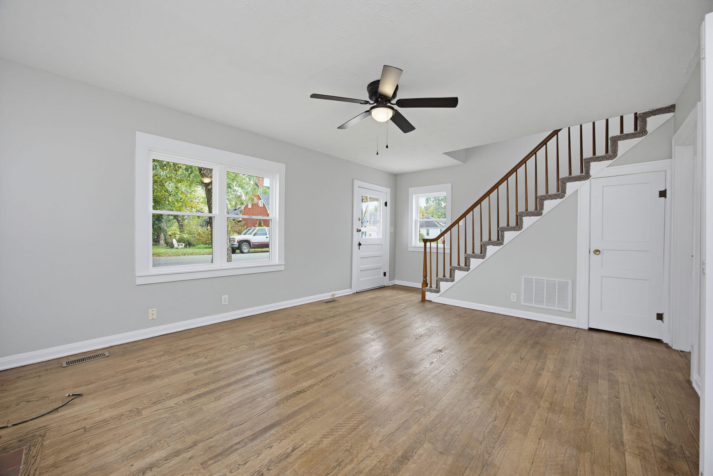 324 N East Street Property Photo 5