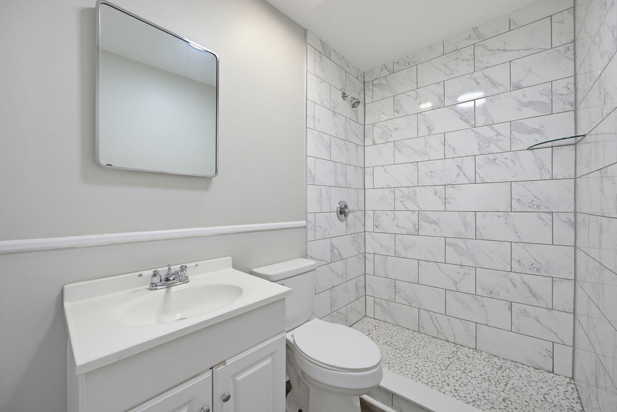 324 N East Street Property Photo 12