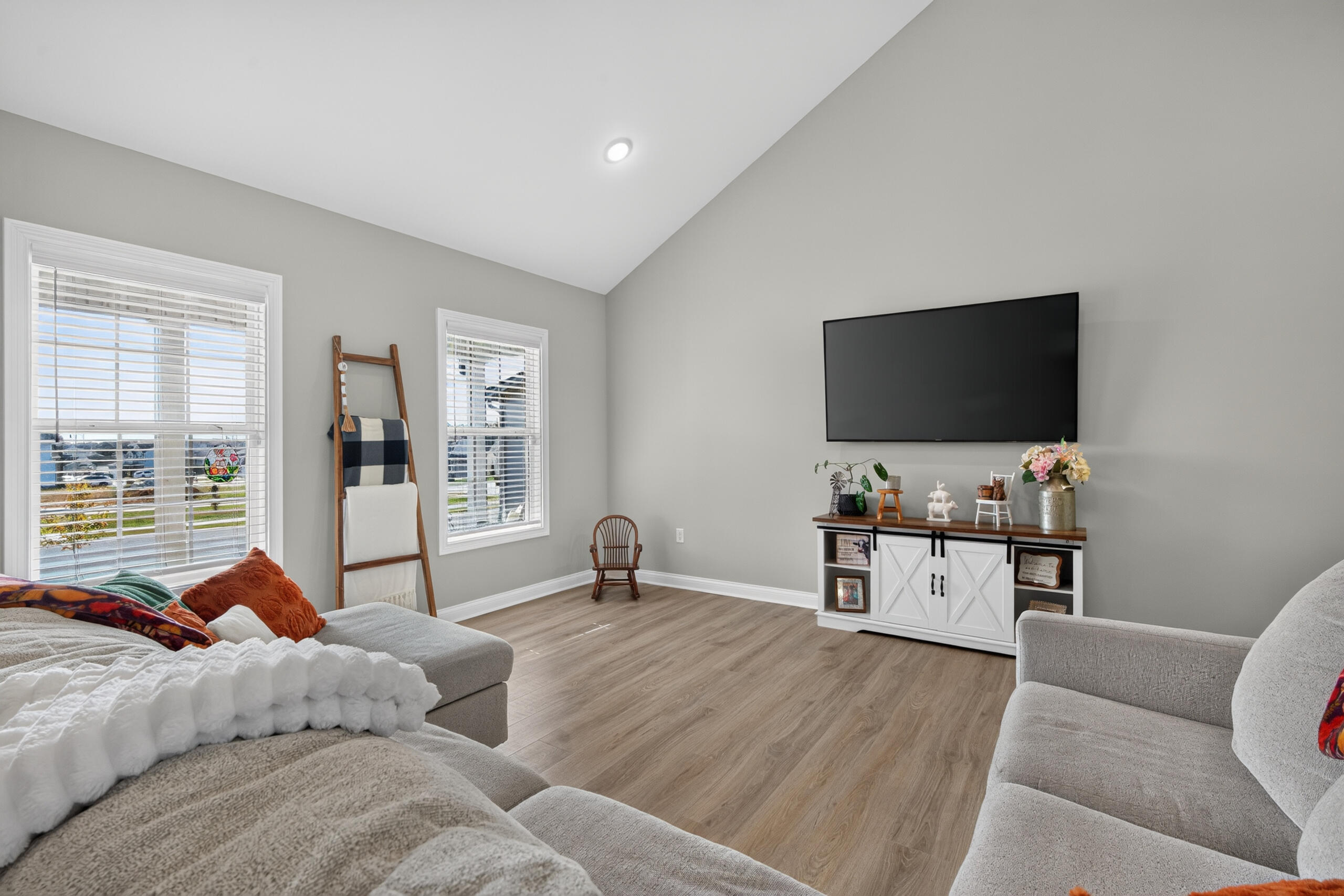 3005 Spindle Pointe Property Photo 5