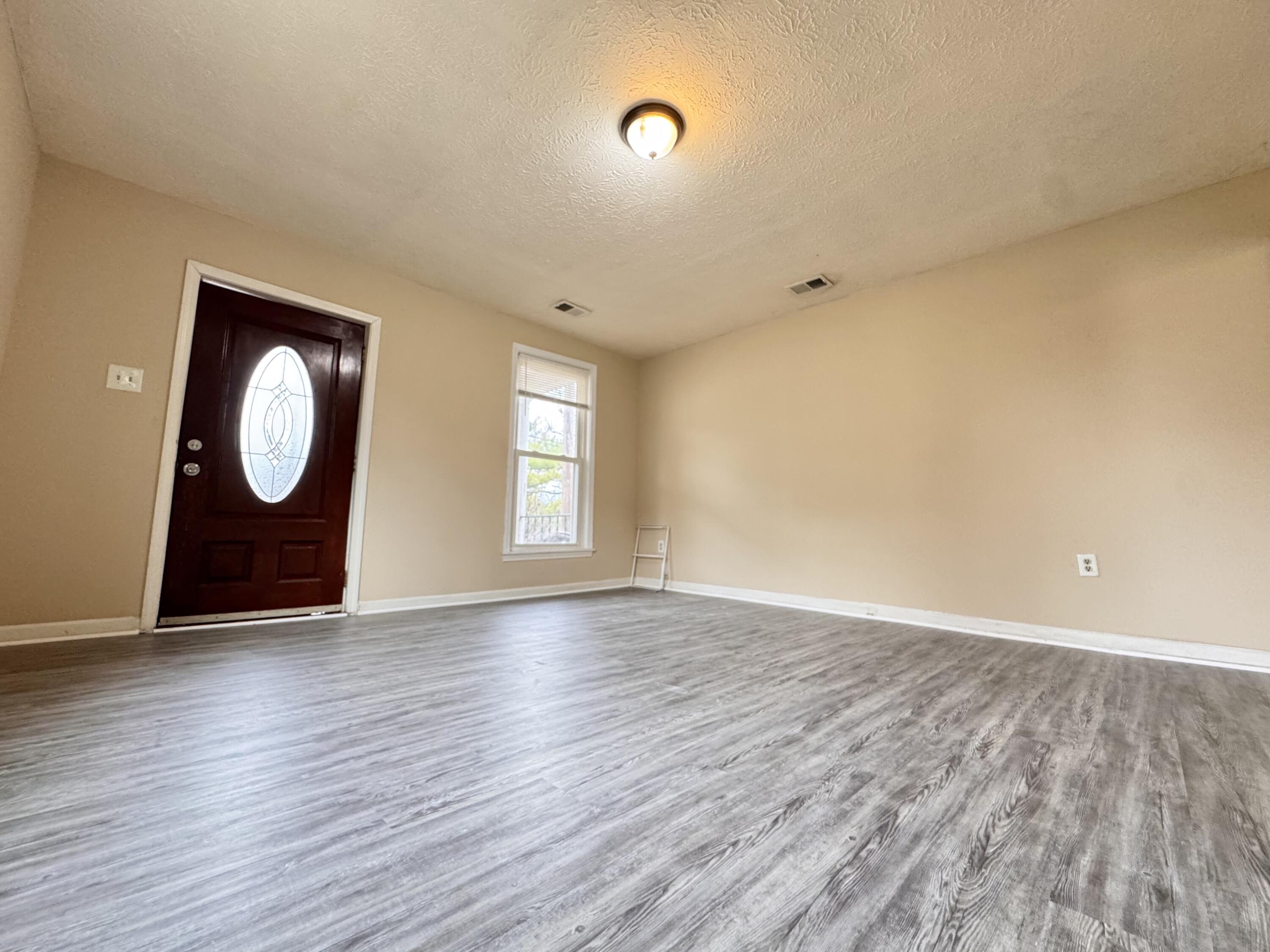137 Locust Avenue Property Photo 11
