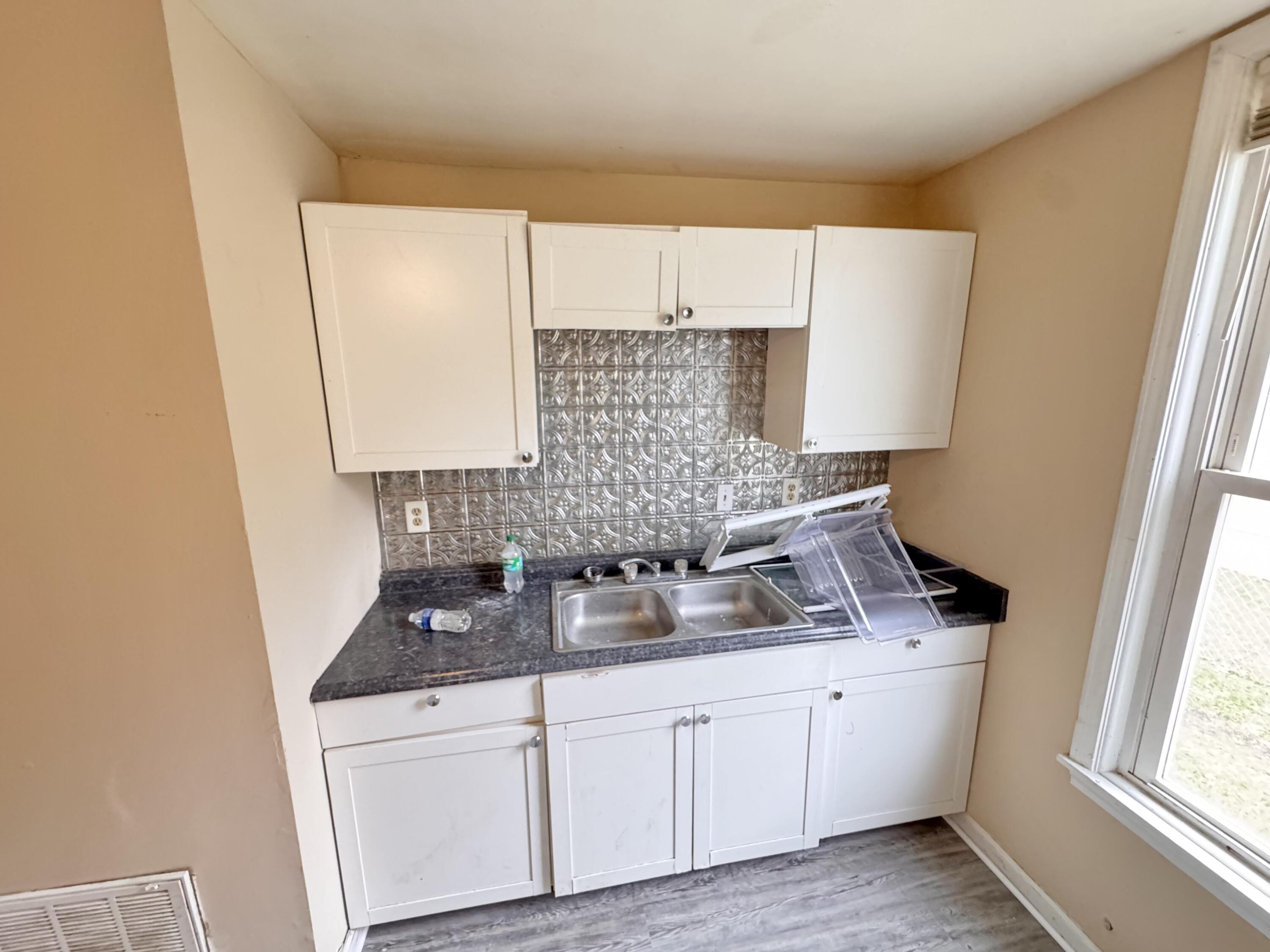 137 Locust Avenue Property Photo 13