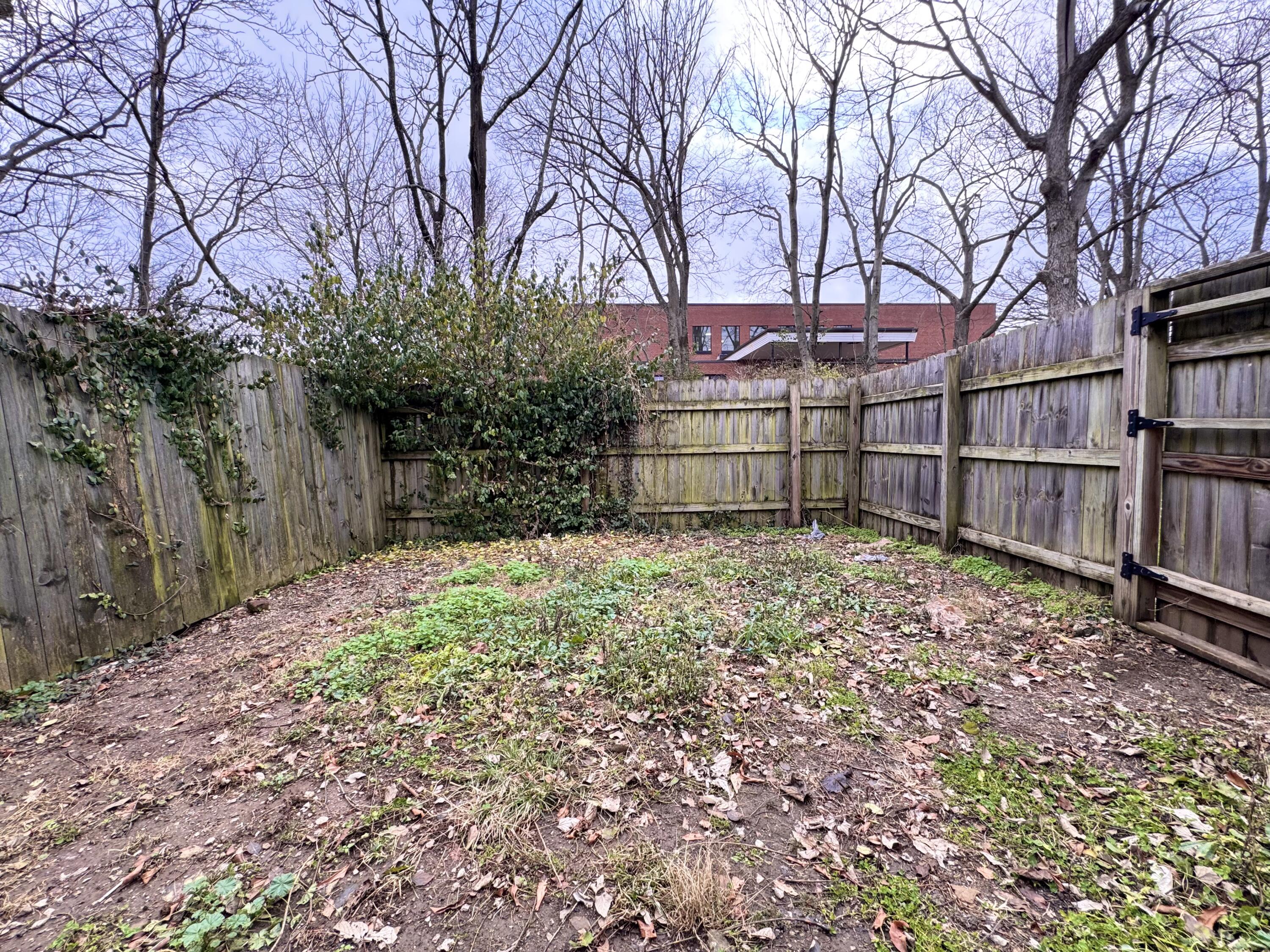 137 Locust Avenue Property Photo 24