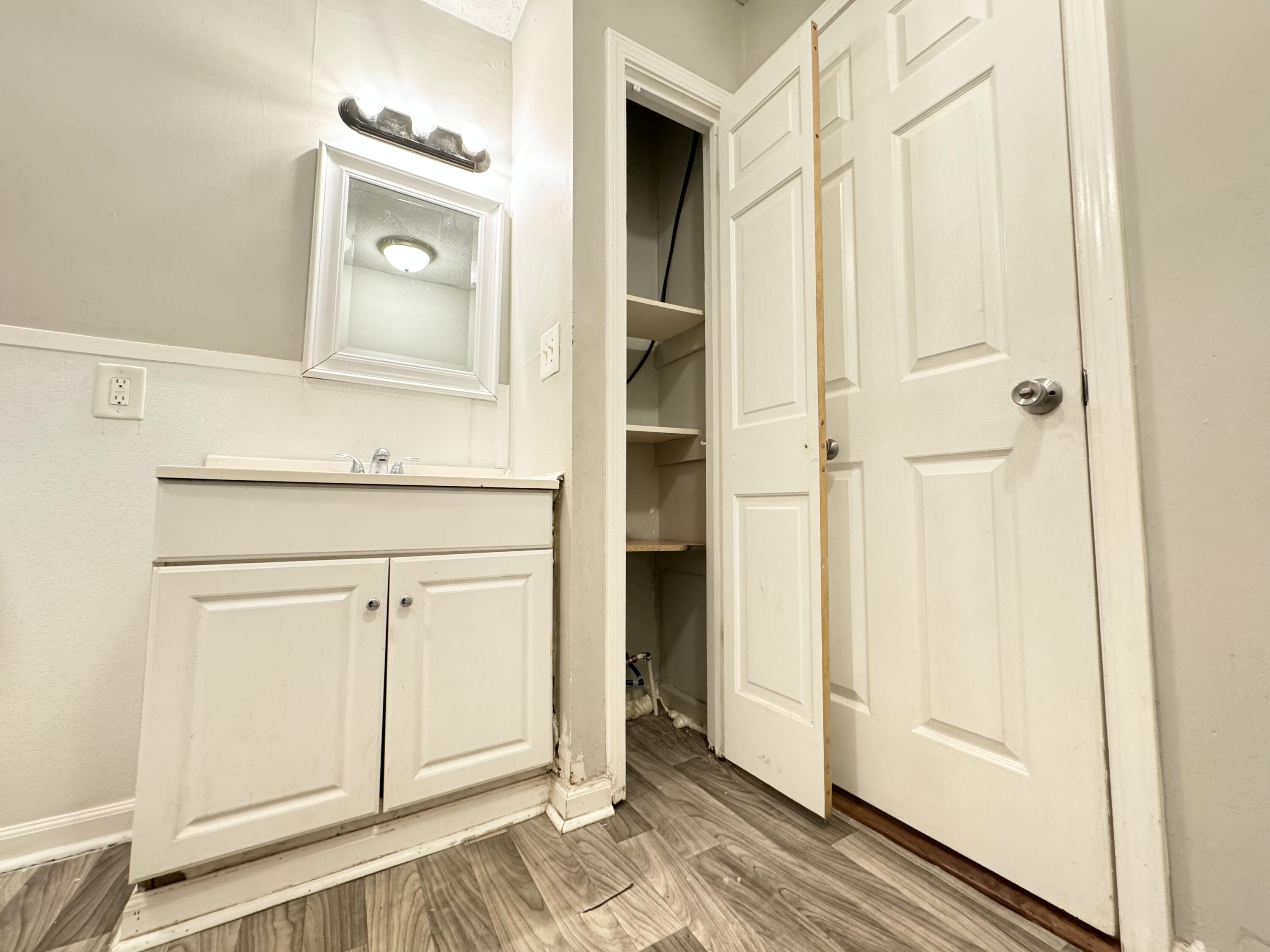137 Locust Avenue Property Photo 69