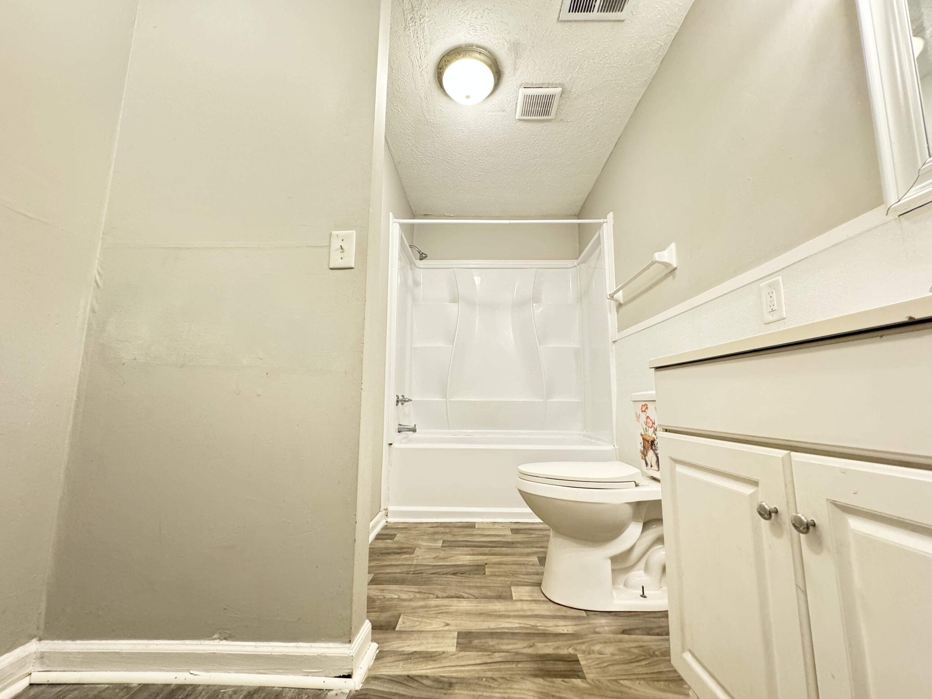 137 Locust Avenue Property Photo 70