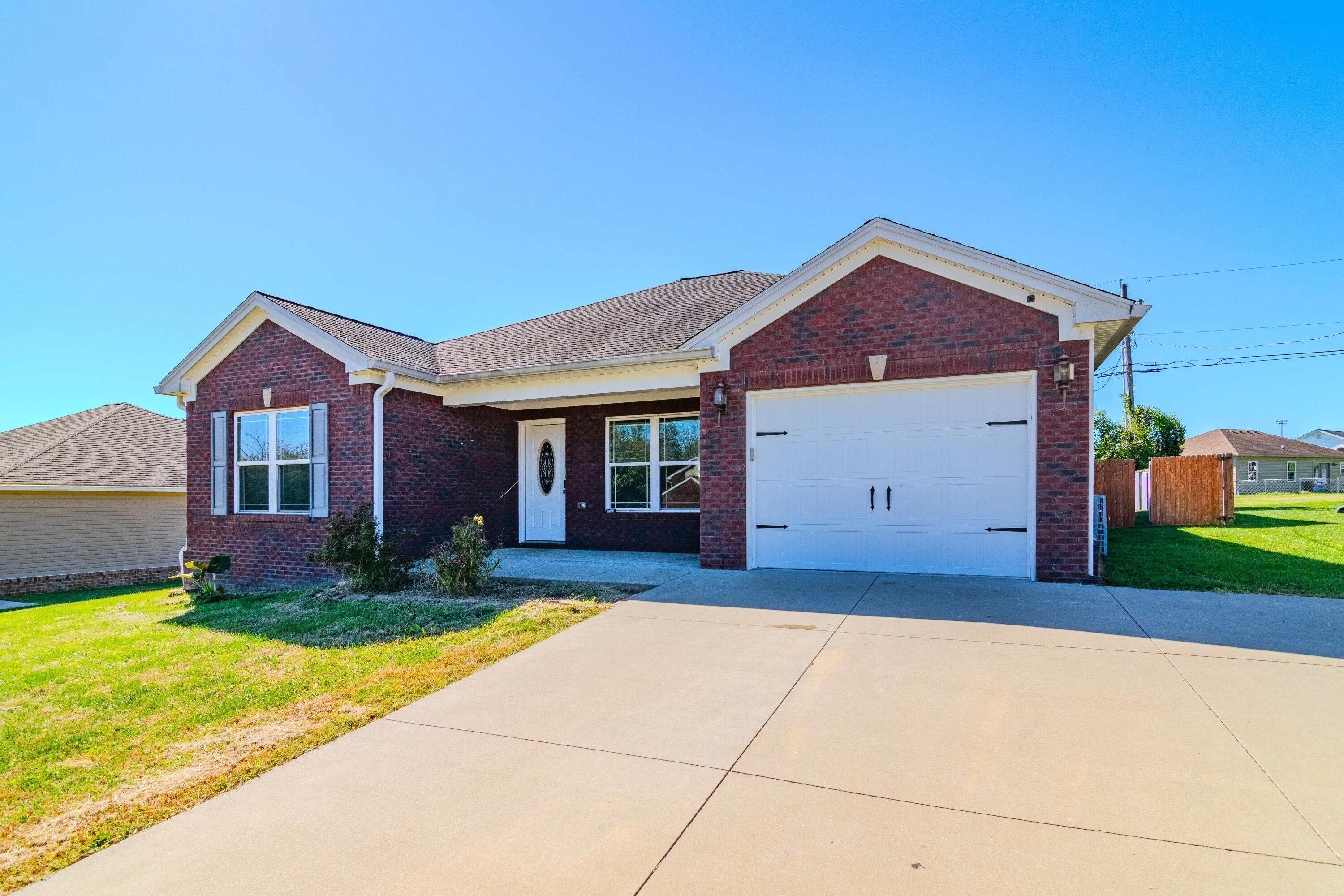 9 Lynn Drive Property Photo 2