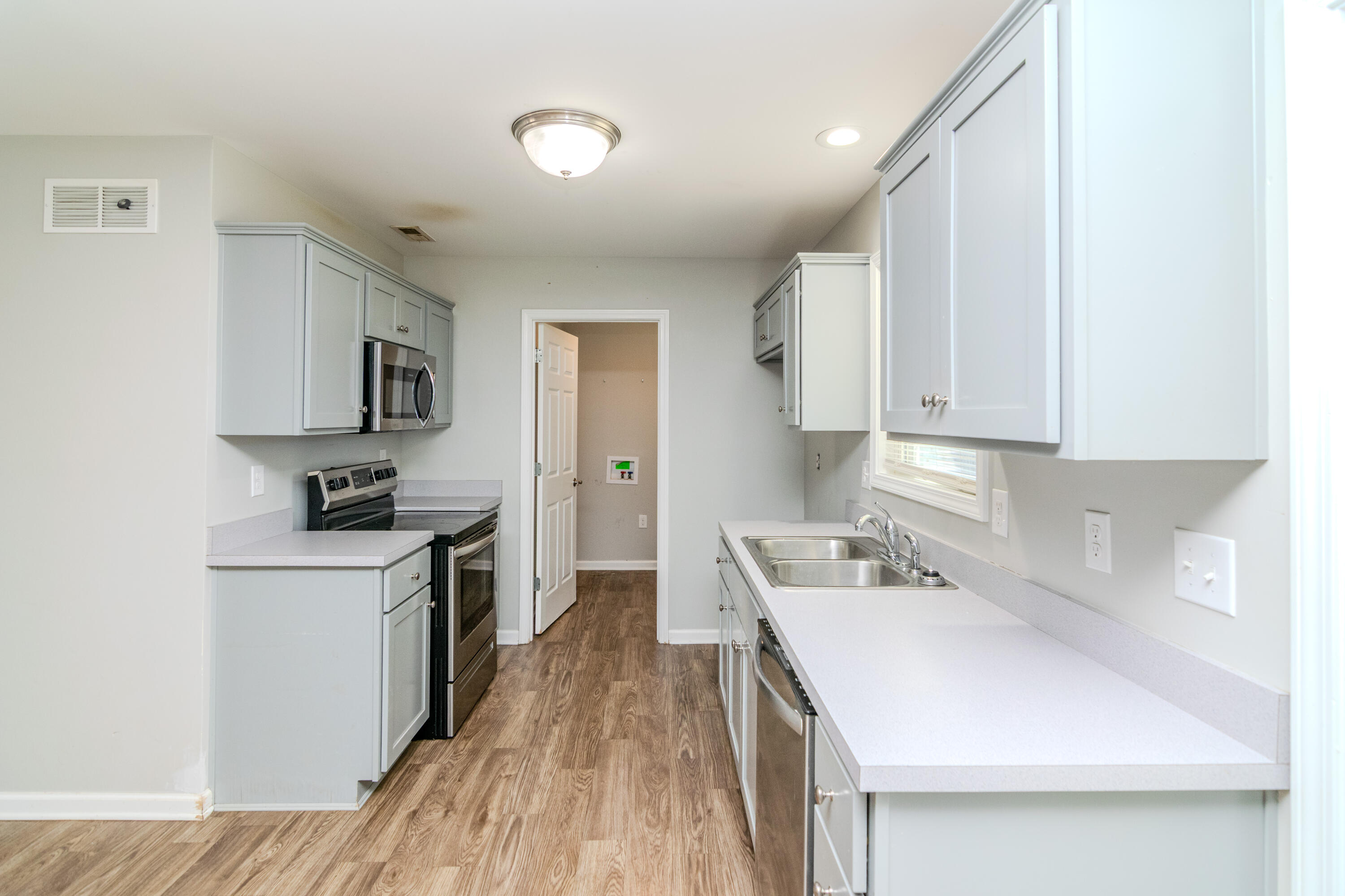 9 Lynn Drive Property Photo 14