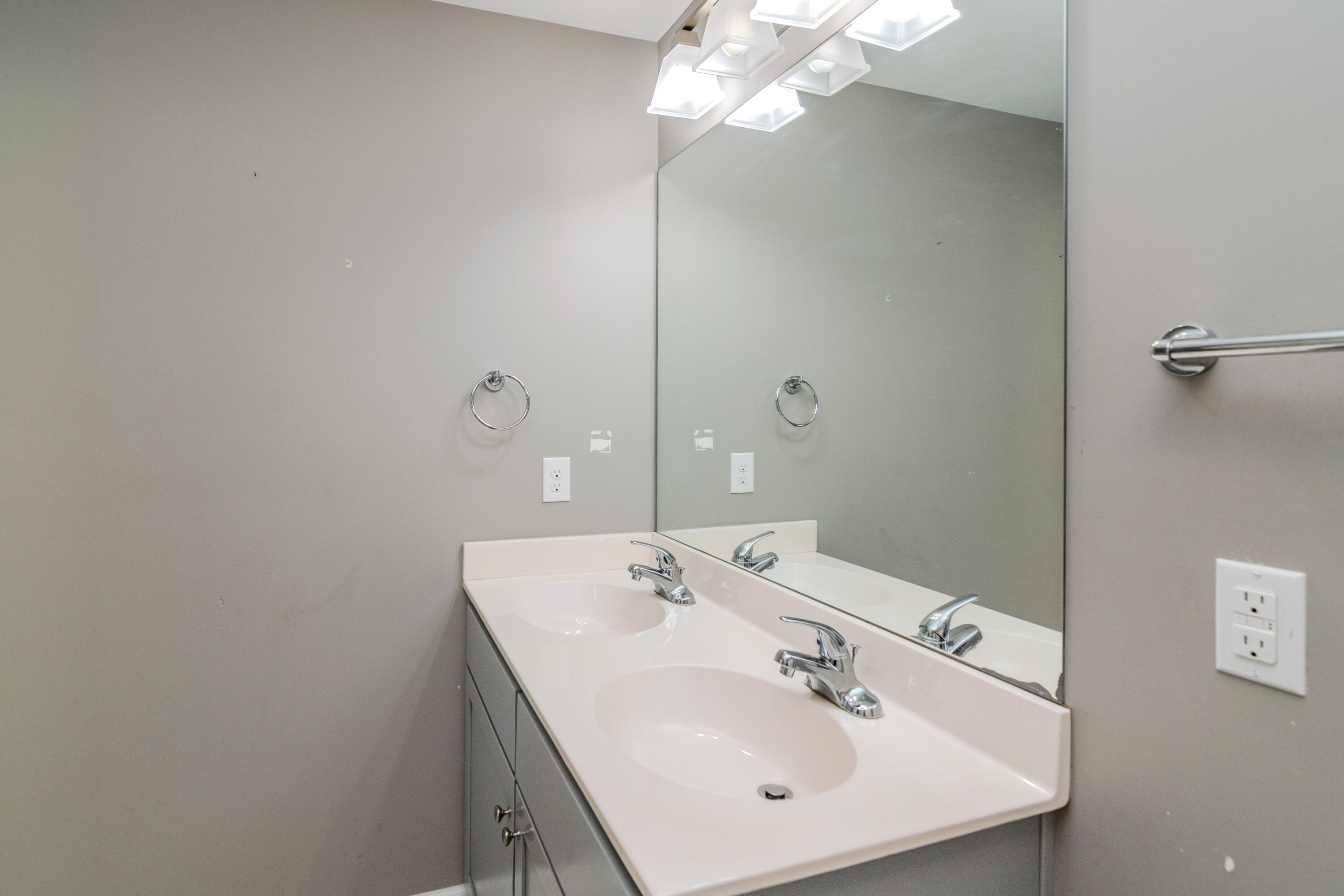 9 Lynn Drive Property Photo 25
