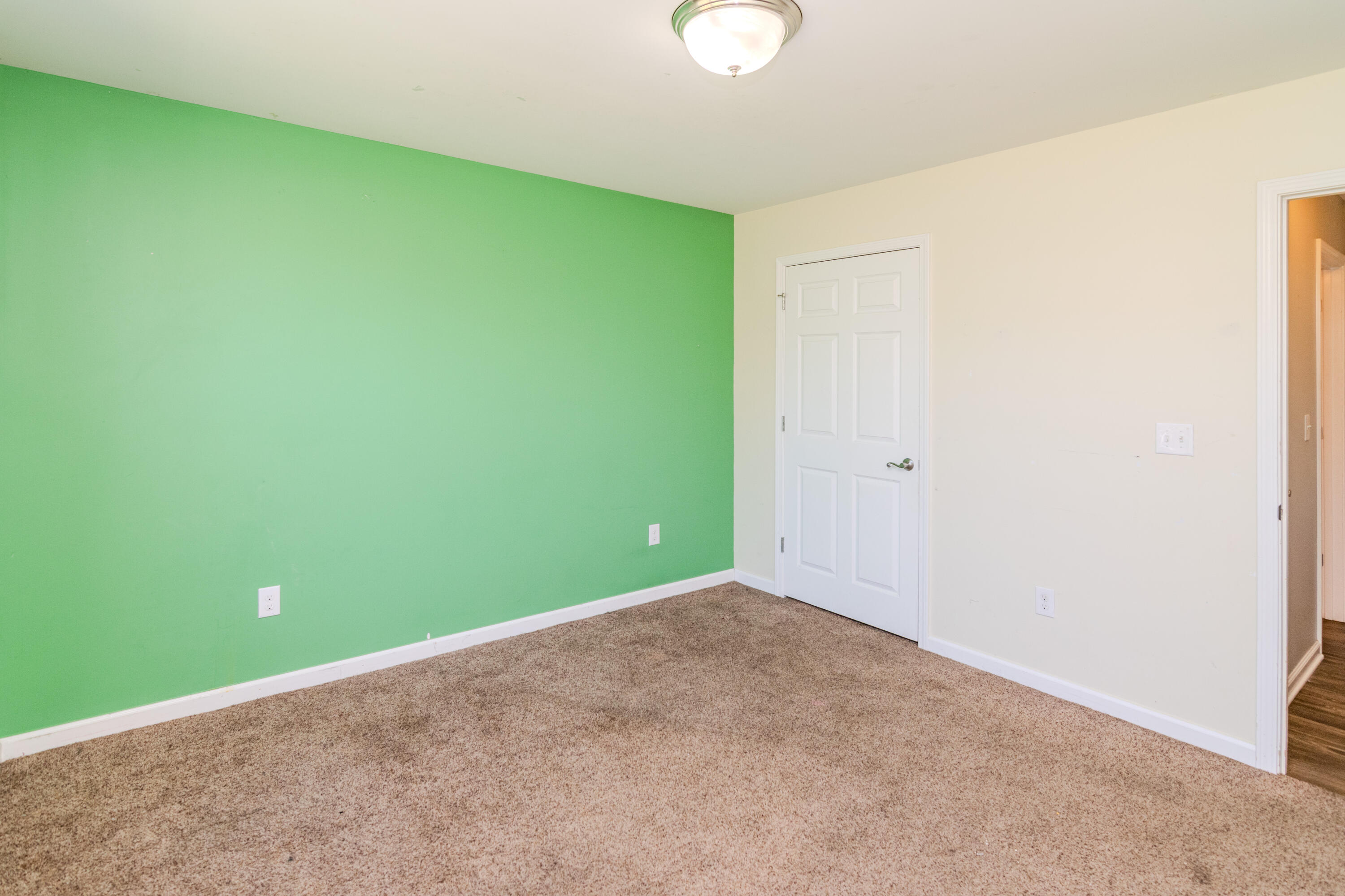 9 Lynn Drive Property Photo 28