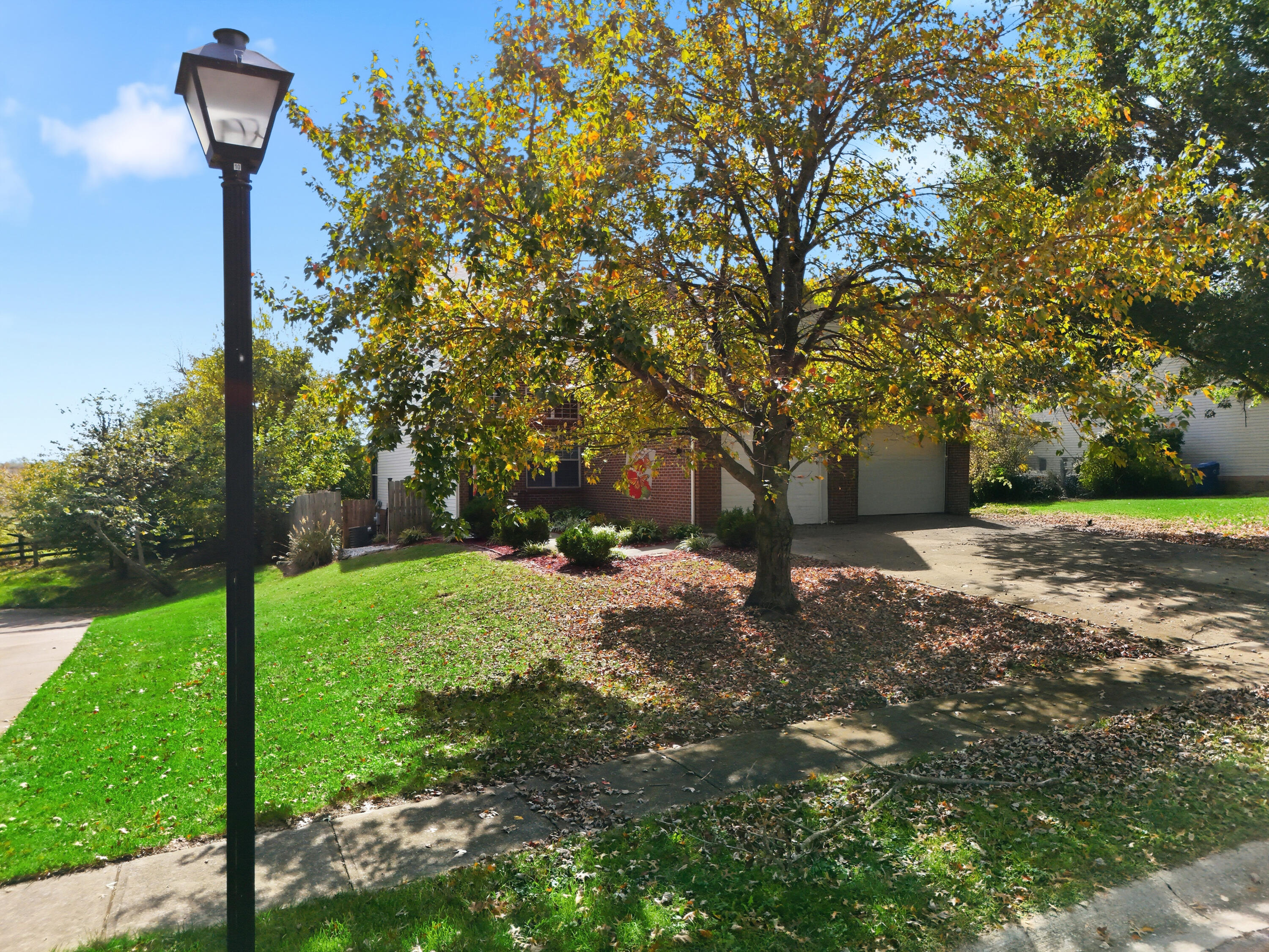 121 Bay Hill Drive Property Photo 2