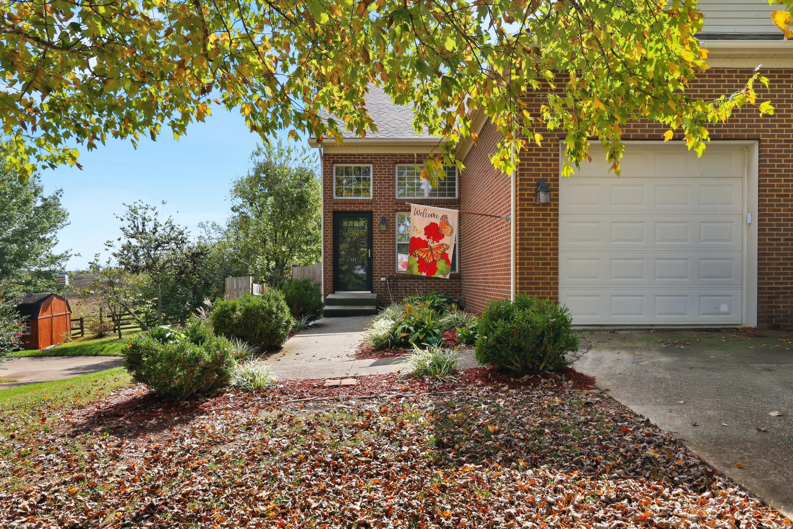 121 Bay Hill Drive Property Photo 3