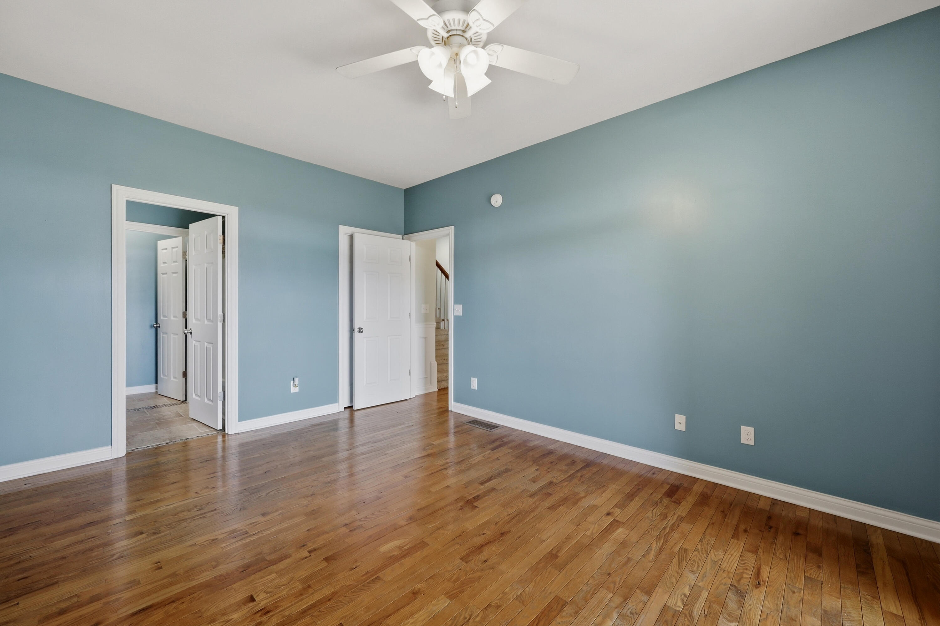 121 Bay Hill Drive Property Photo 21