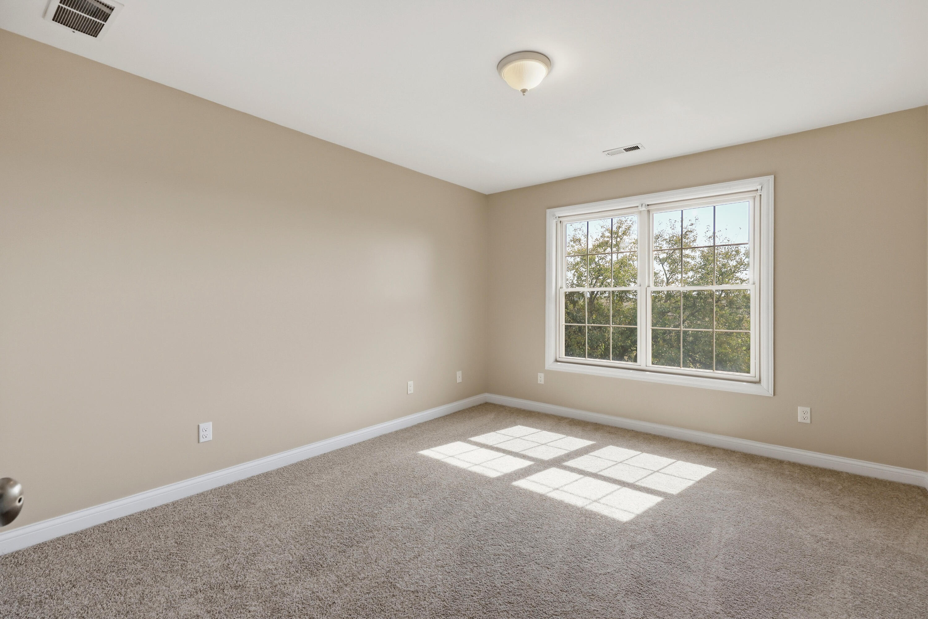 121 Bay Hill Drive Property Photo 33