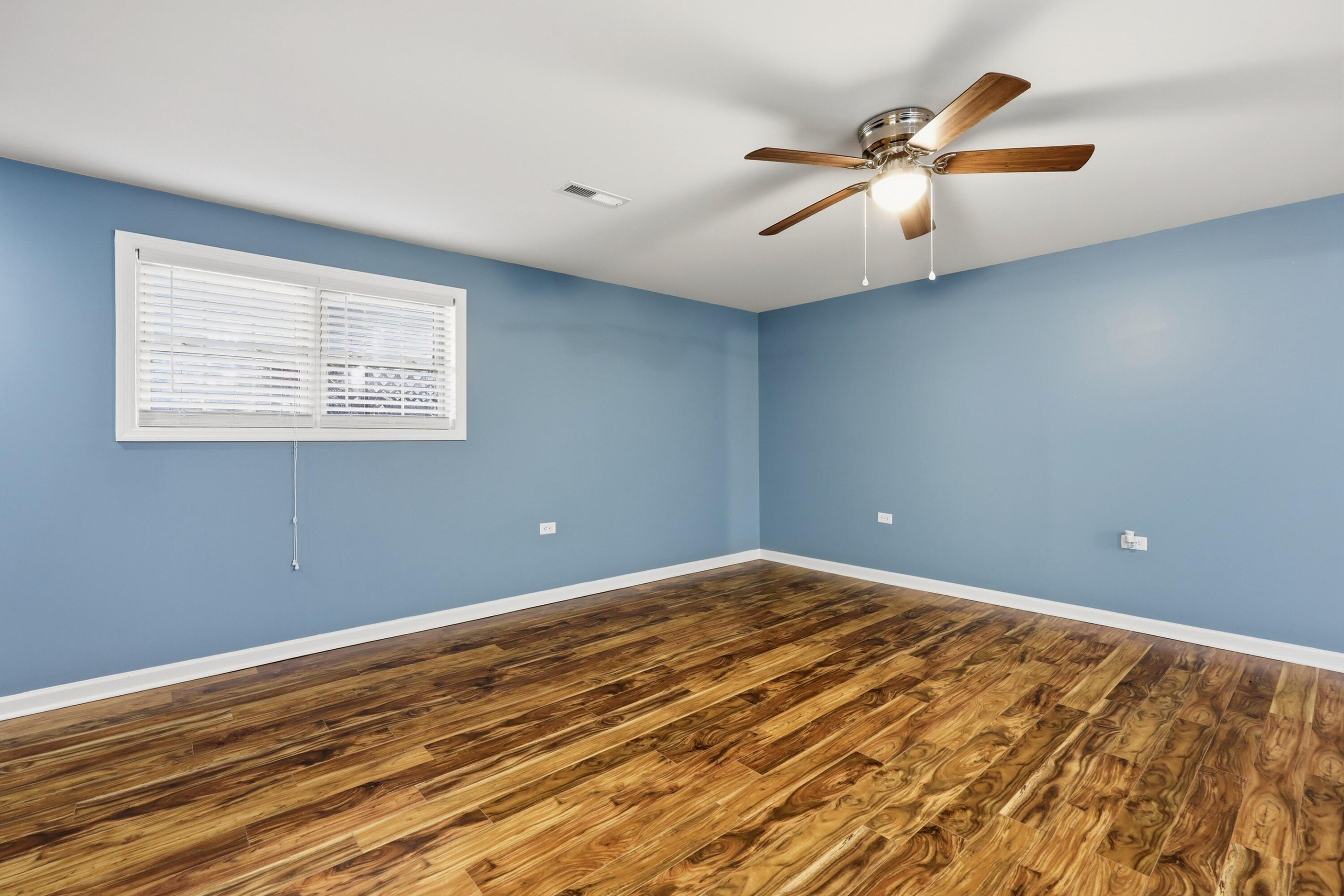121 Bay Hill Drive Property Photo 36