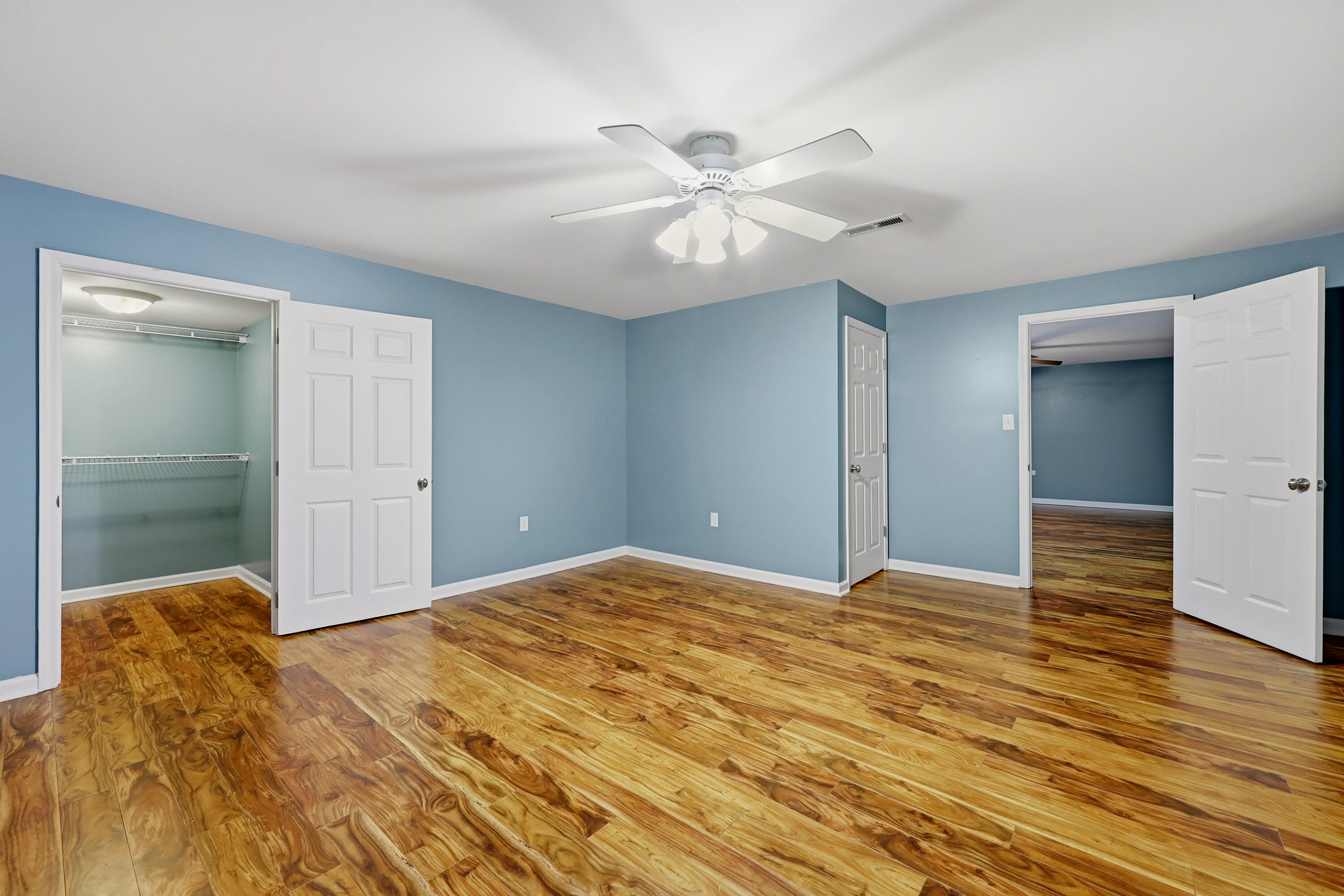 121 Bay Hill Drive Property Photo 40