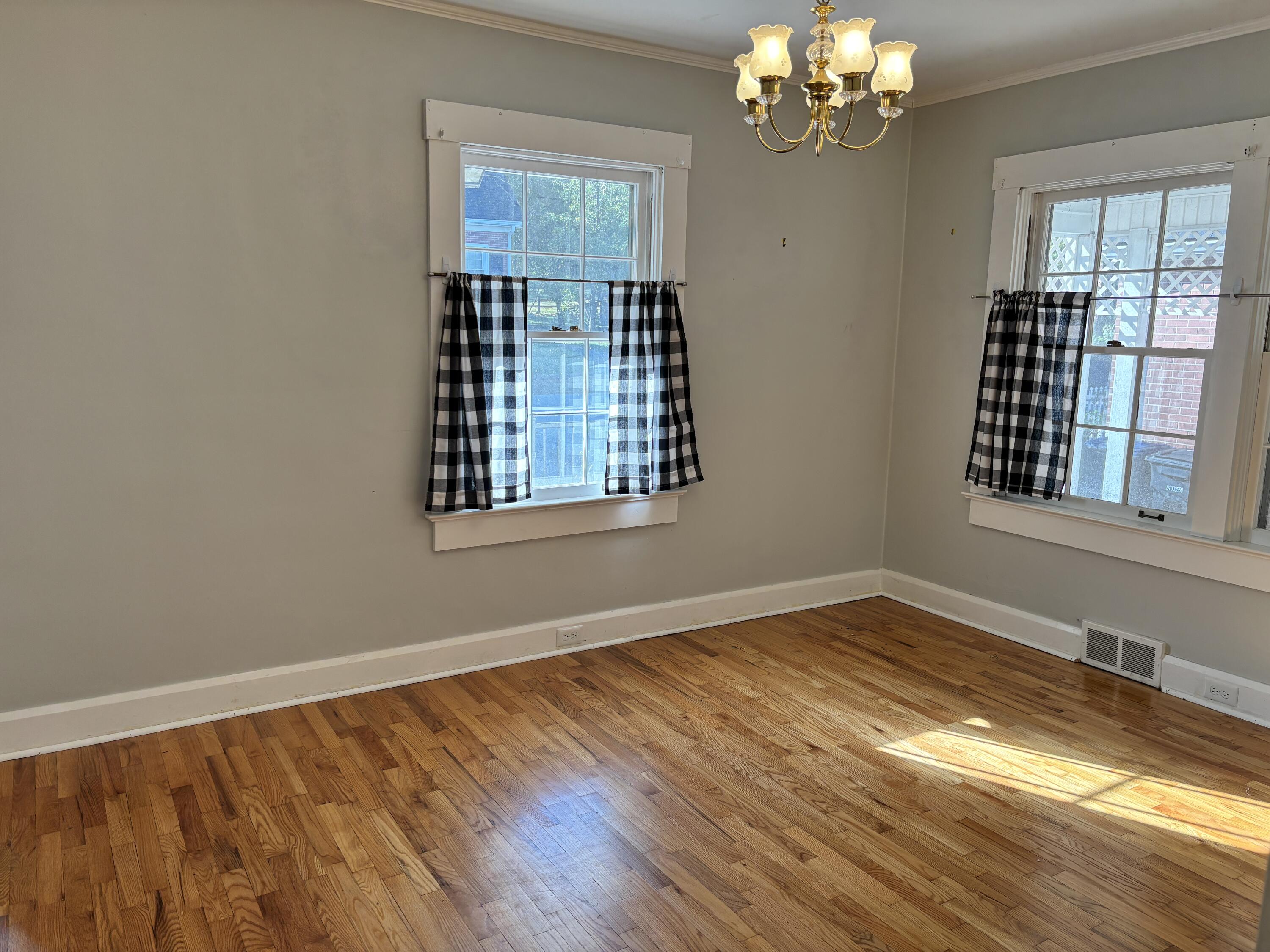18 Ashmore Drive Property Photo 10