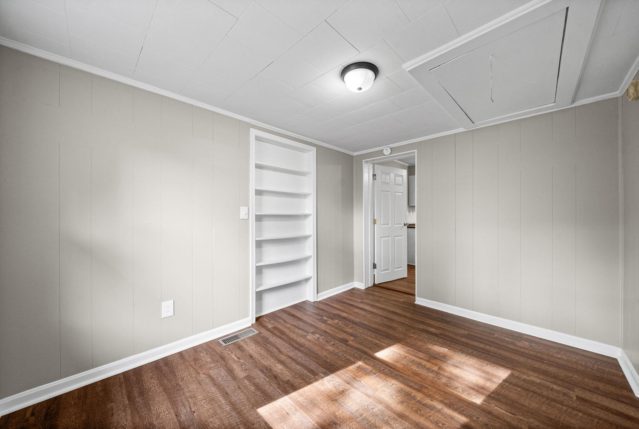 614 Sanderson Drive Property Photo 19