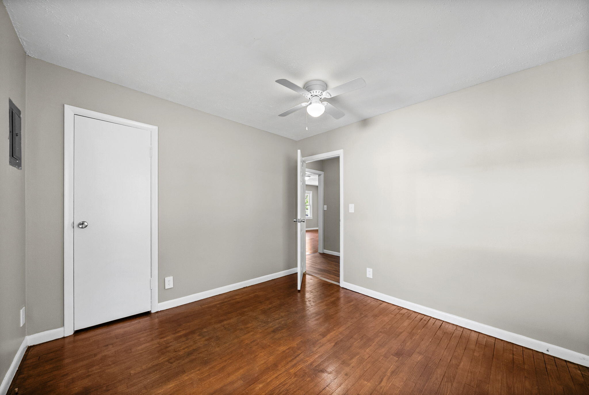 614 Sanderson Drive Property Photo 23