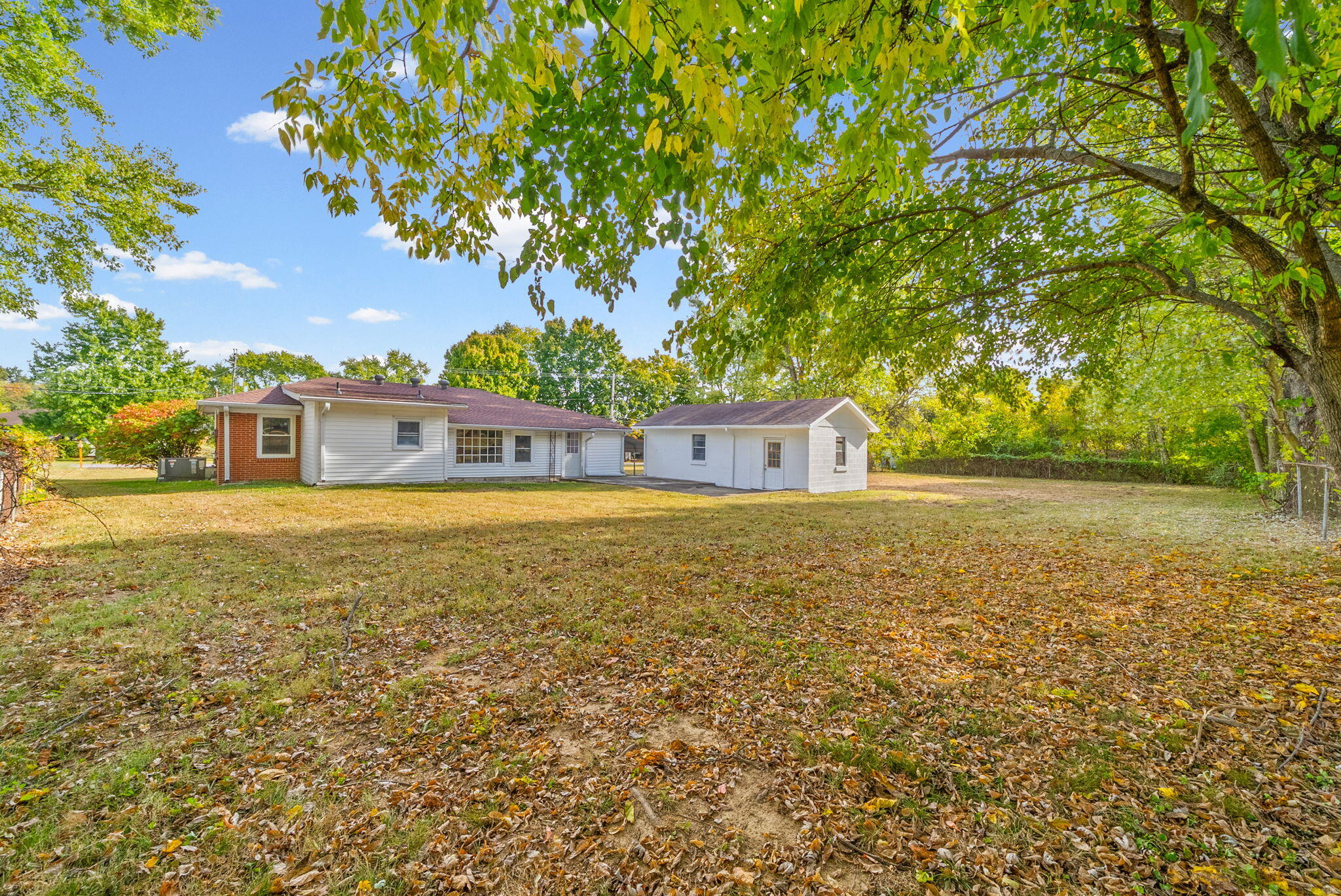 614 Sanderson Drive Property Photo 30