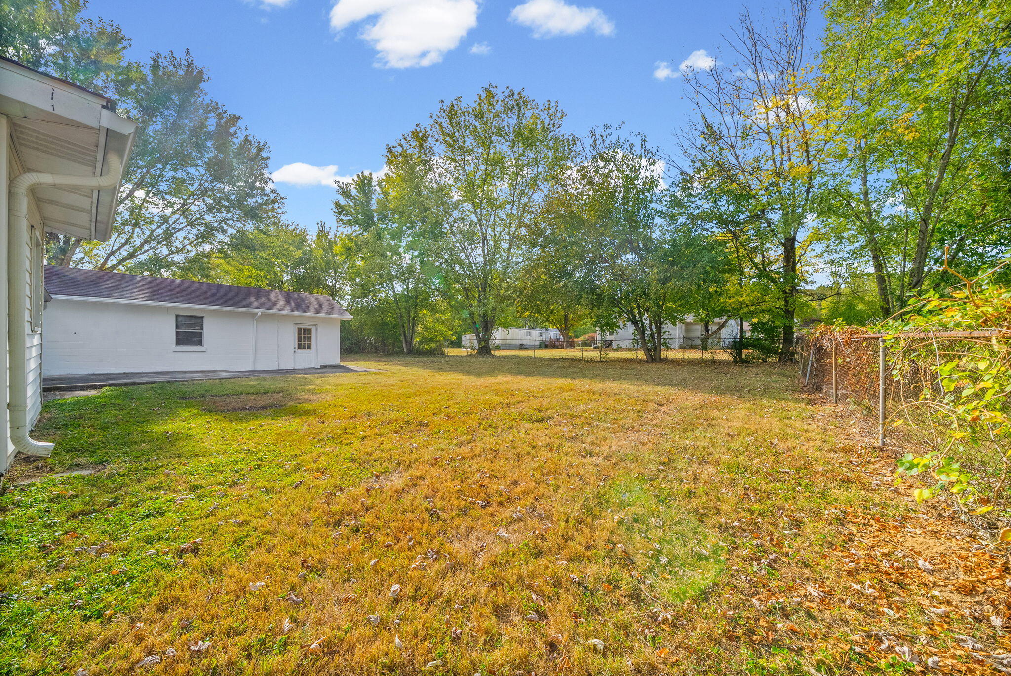 614 Sanderson Drive Property Photo 31