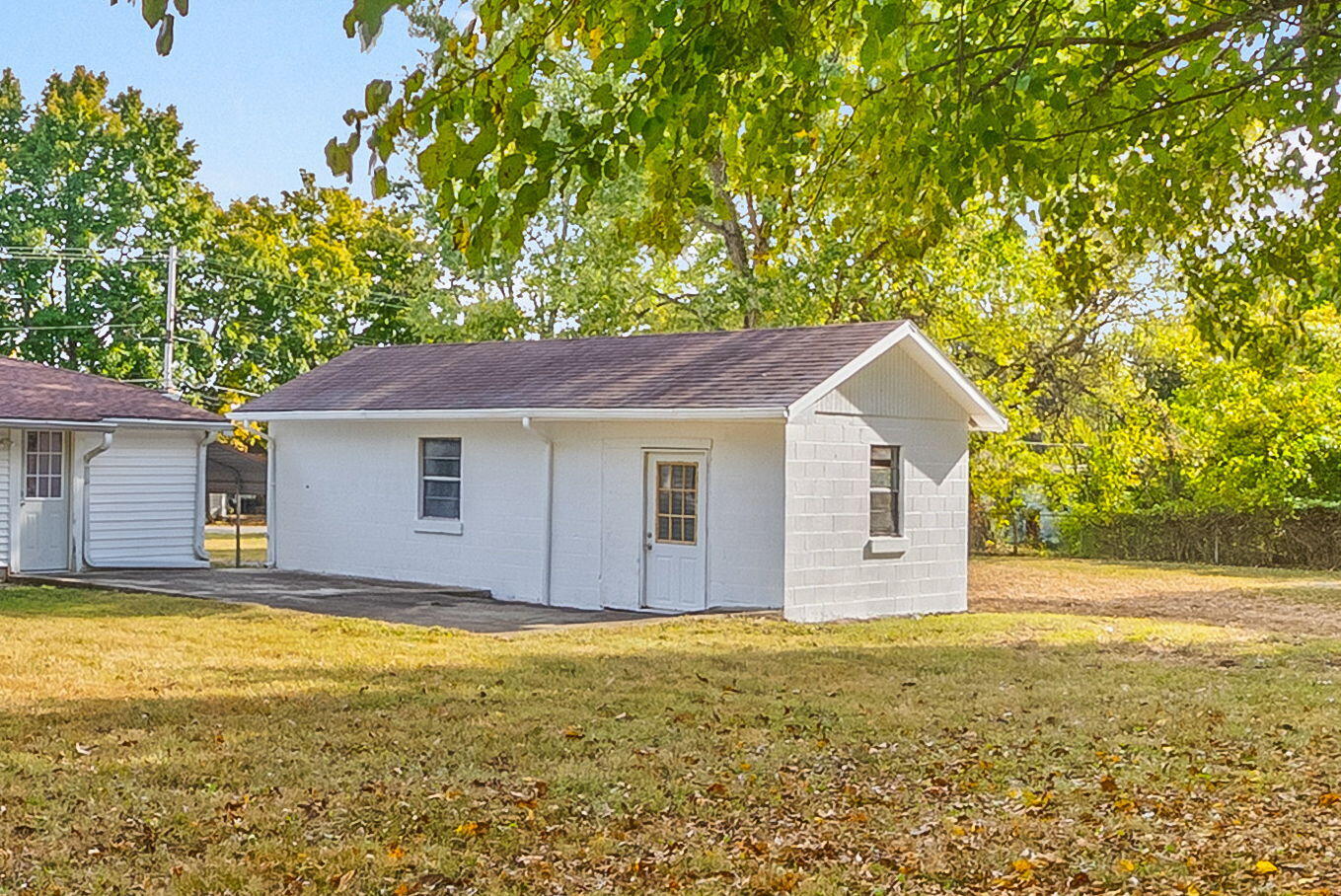 614 Sanderson Drive Property Photo 35