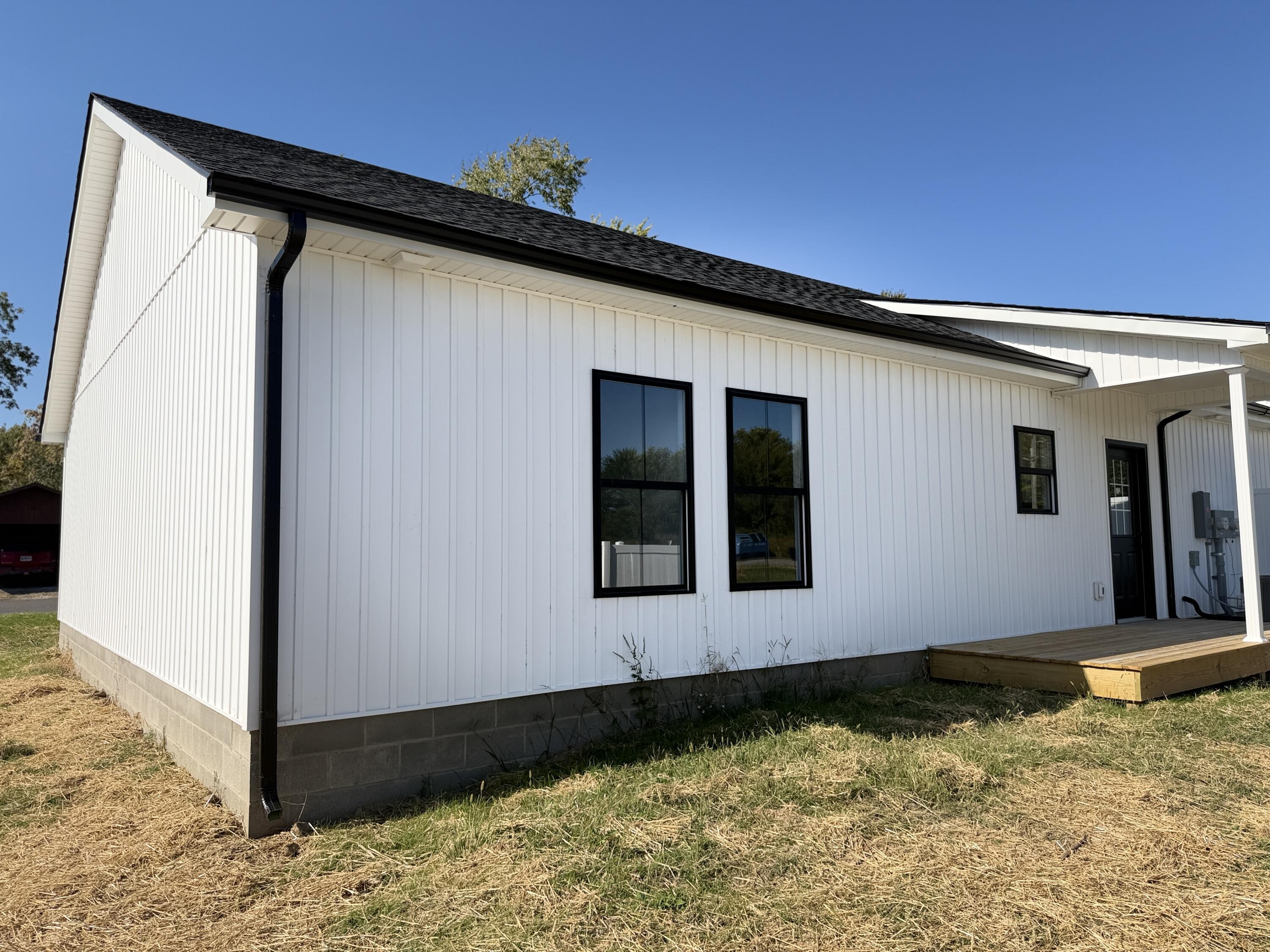 129 Johnson Drive Property Photo 3
